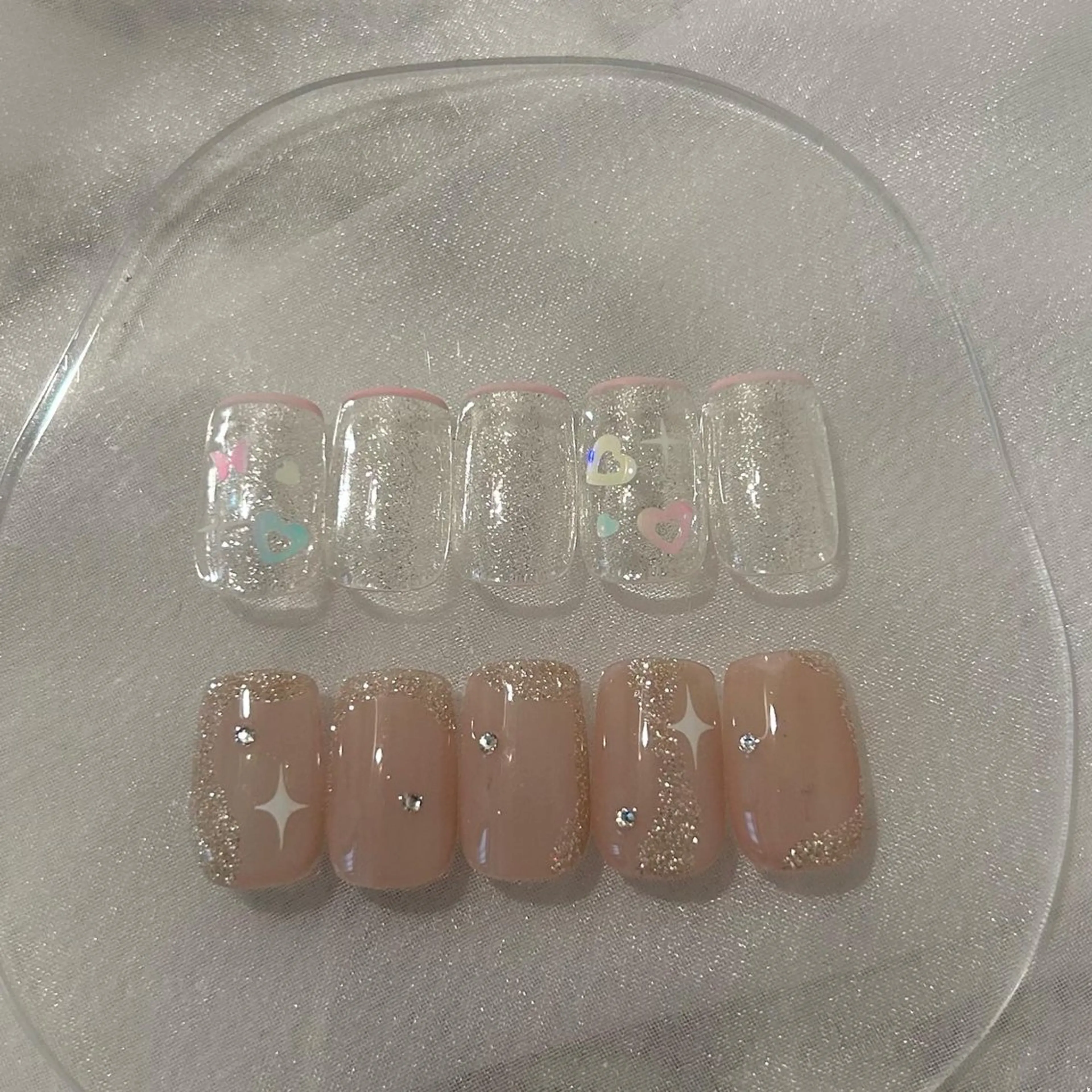 ネイル オーロラネイル フレンチネイル ガーリー ハート キラキラネイル ハンドネイル ハンドケア lyly.nail所属・lylynail YUUKAのネイルデザイン