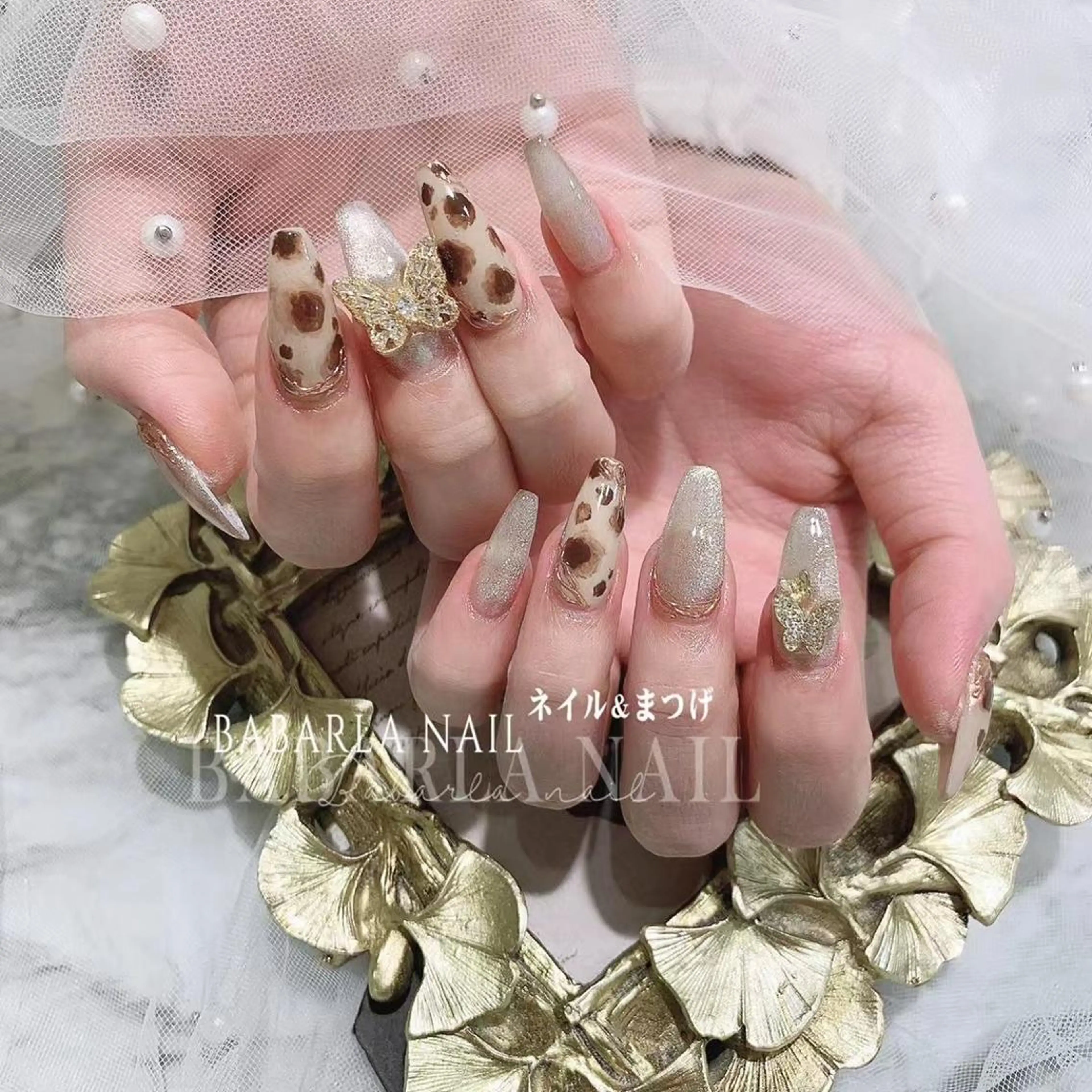 ネイル アニマル柄 ゴールド Babarla nailのネイルデザイン