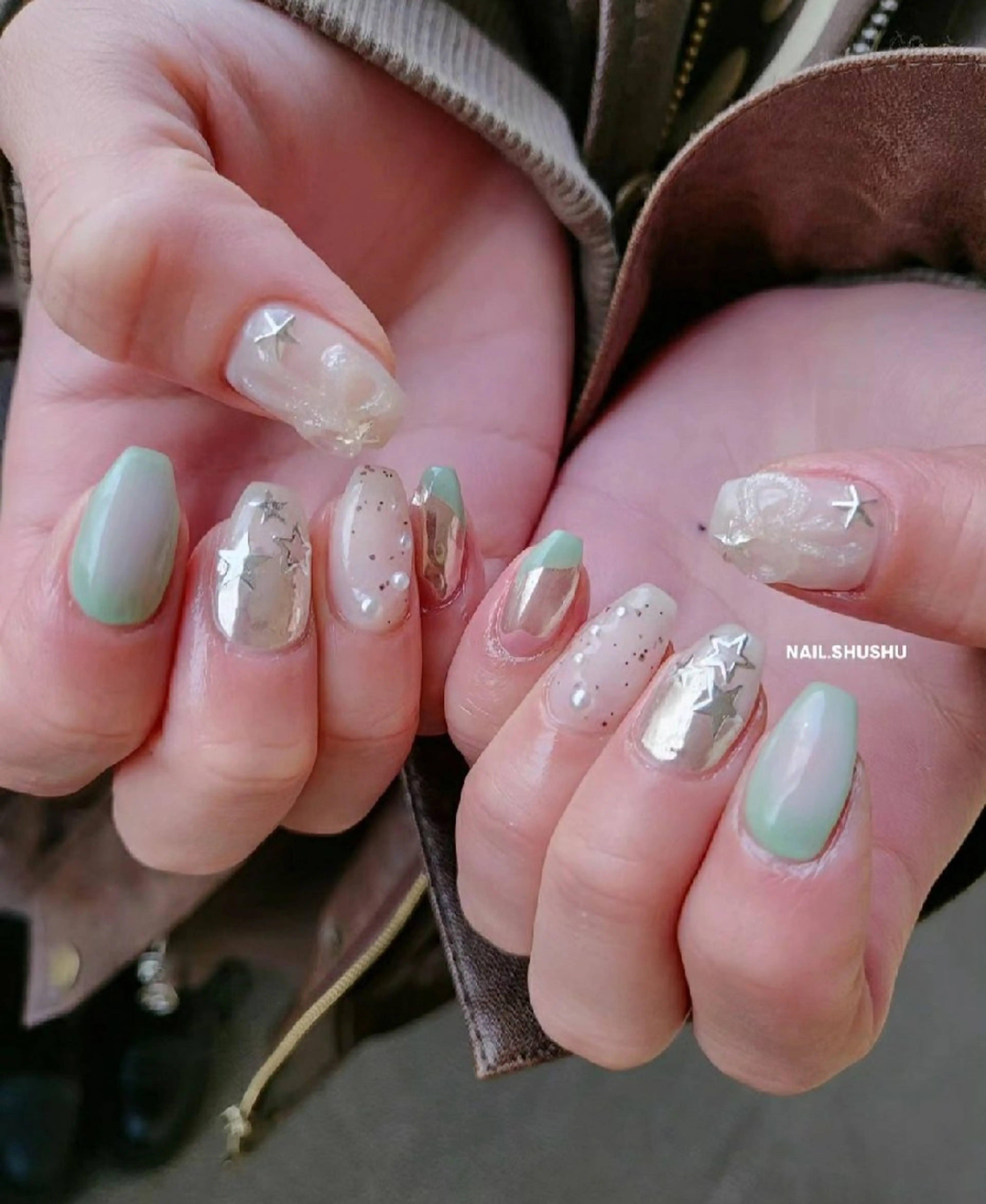 ネイル 持ち込み ニュアンスネイル ワンカラーネイル シンプルネイル 春ネイル ハンドネイル 3dパーツ/流行り 👧shushu❤️のネイルデザイン