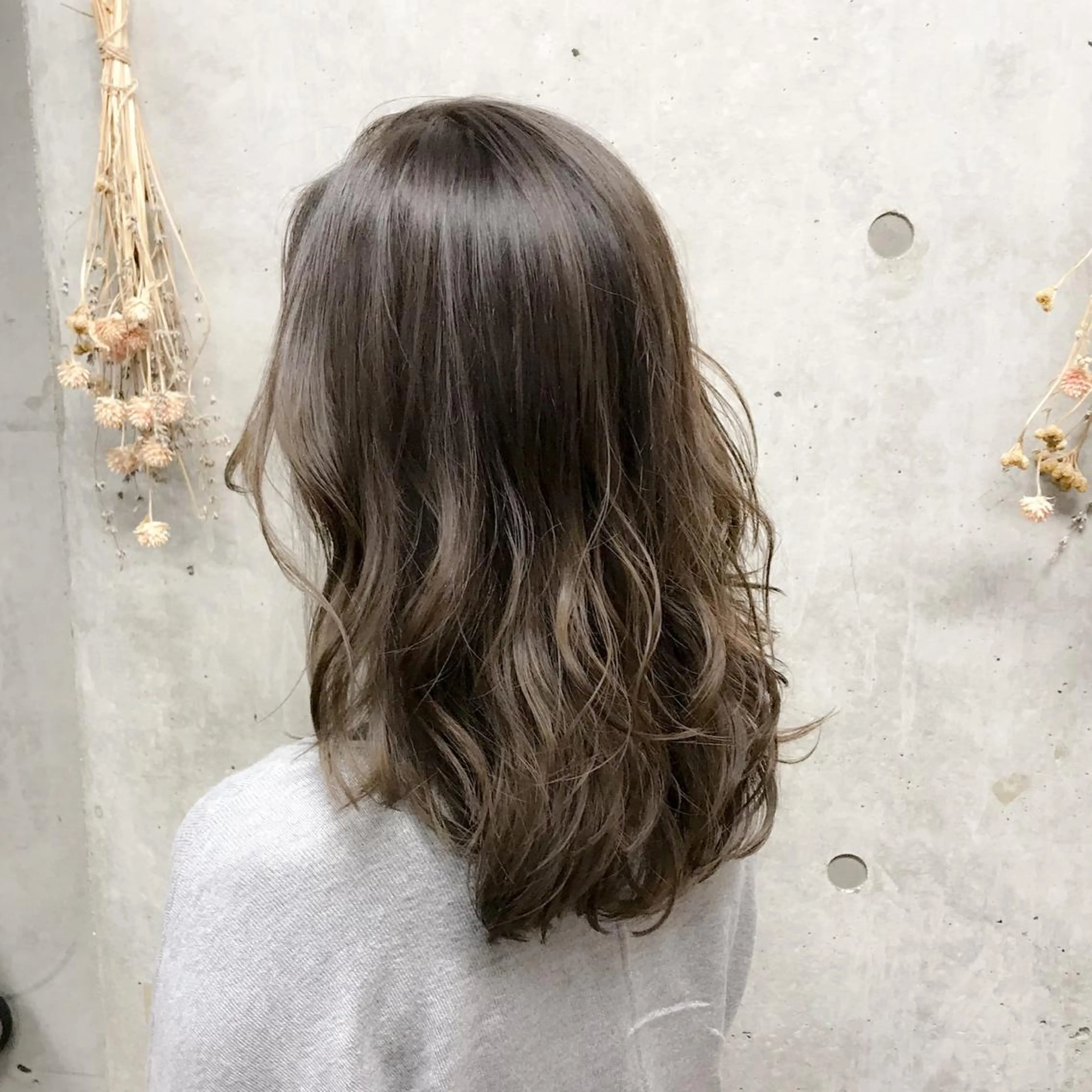 ミディアム カラー アッシュ イルミナカラー カット ヘアカラー トリートメント 髪質改善、縮毛矯正 店長浅野太郎のヘアスタイル
