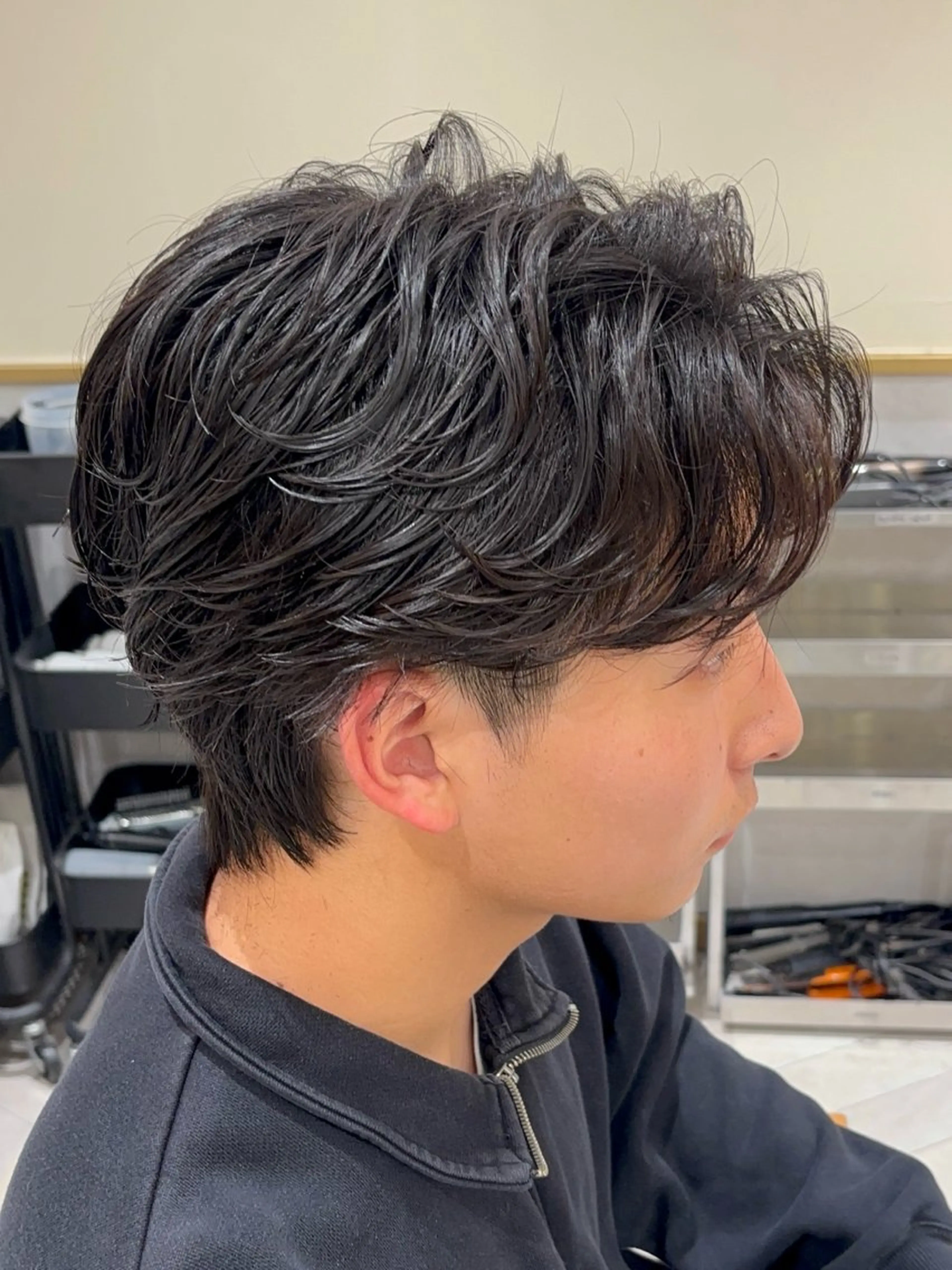 ミディアム パーマ メンズ ミディアムパーマ フェザーパーマ メンズパーマ カット パーマ 🥇メンズパーマ /縮毛矯正/木村神心のヘアスタイル