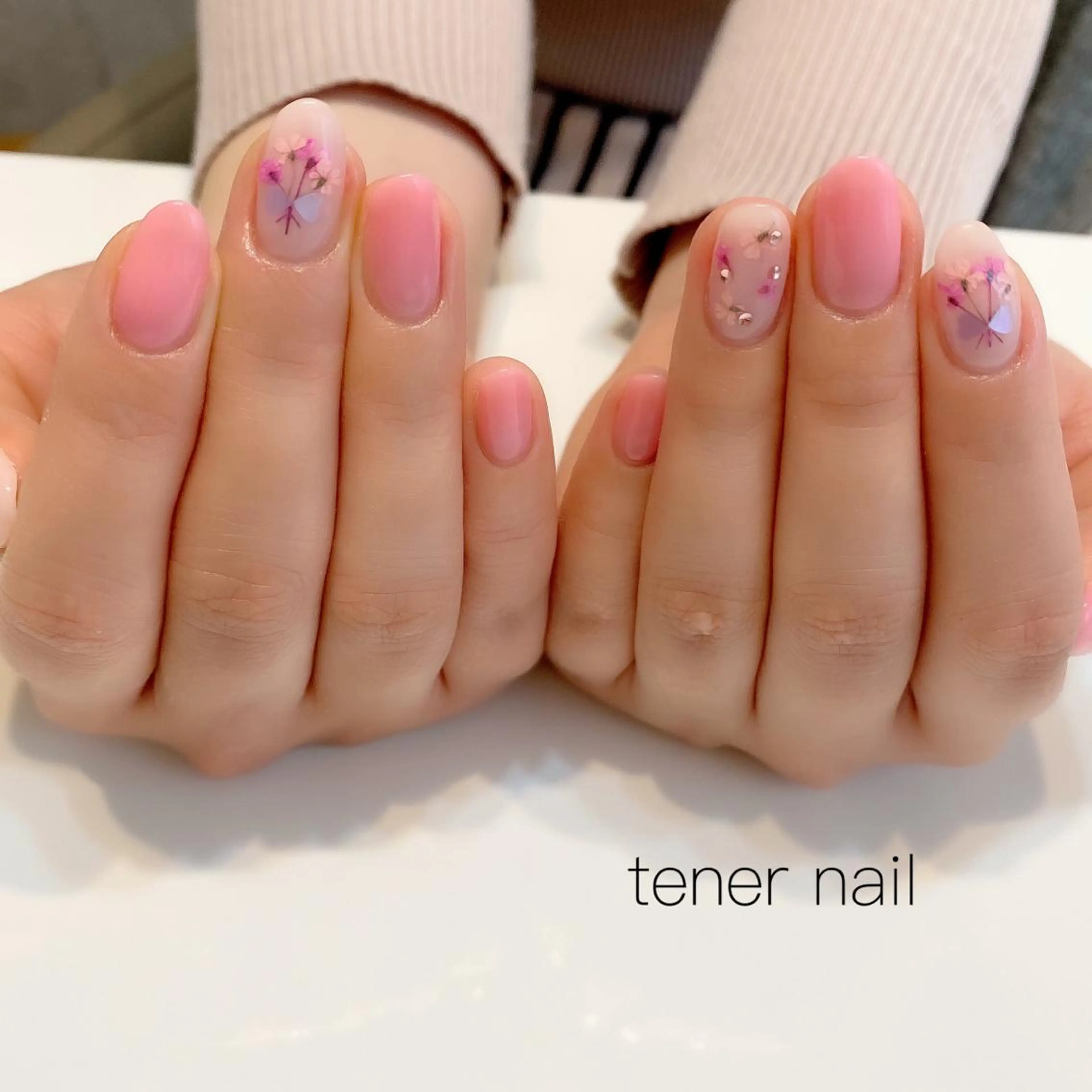 ネイル フラワーネイル ピンク パープル テネルネイル tener nailのネイルデザイン