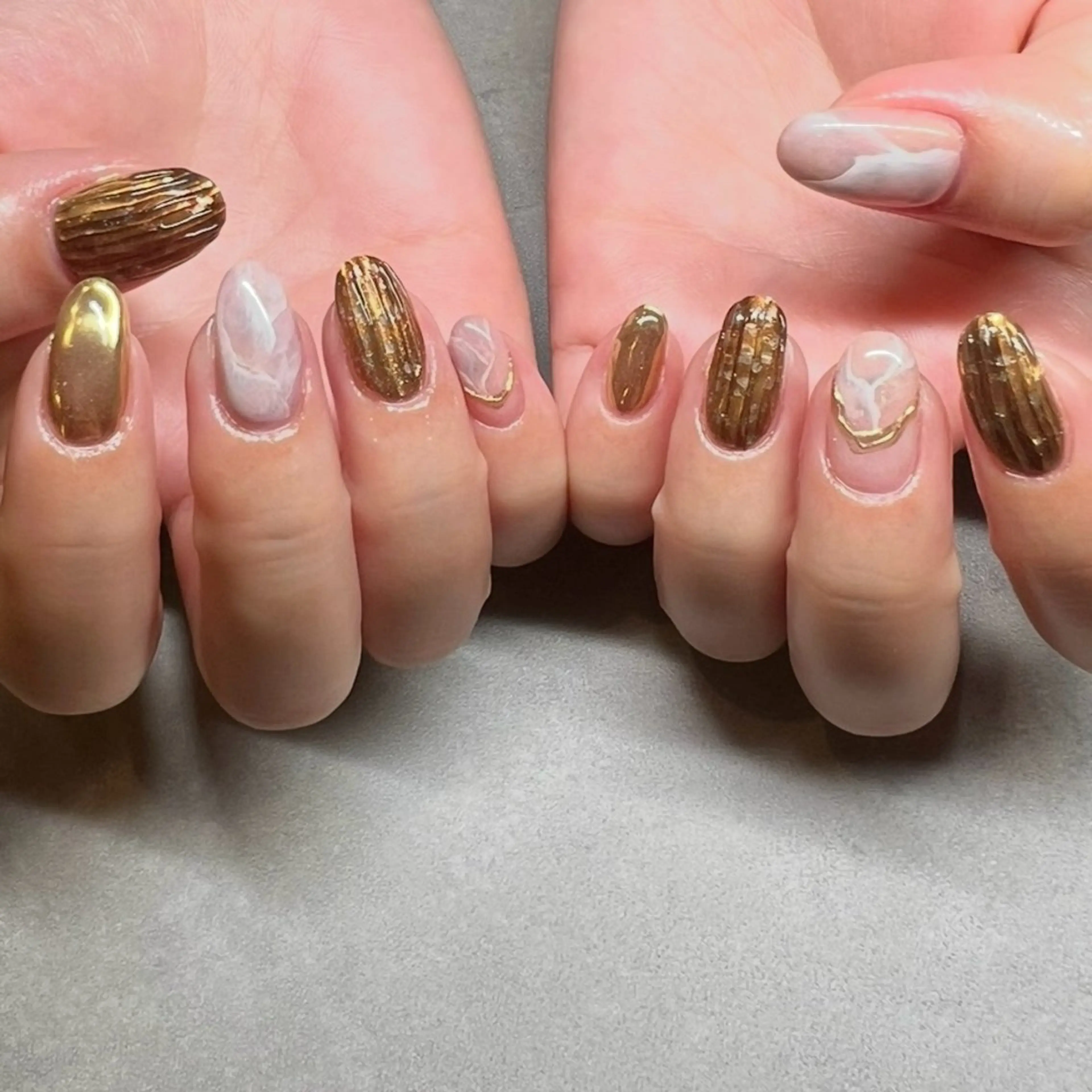 ネイル YUKO🩶 sofa立川のネイルデザイン