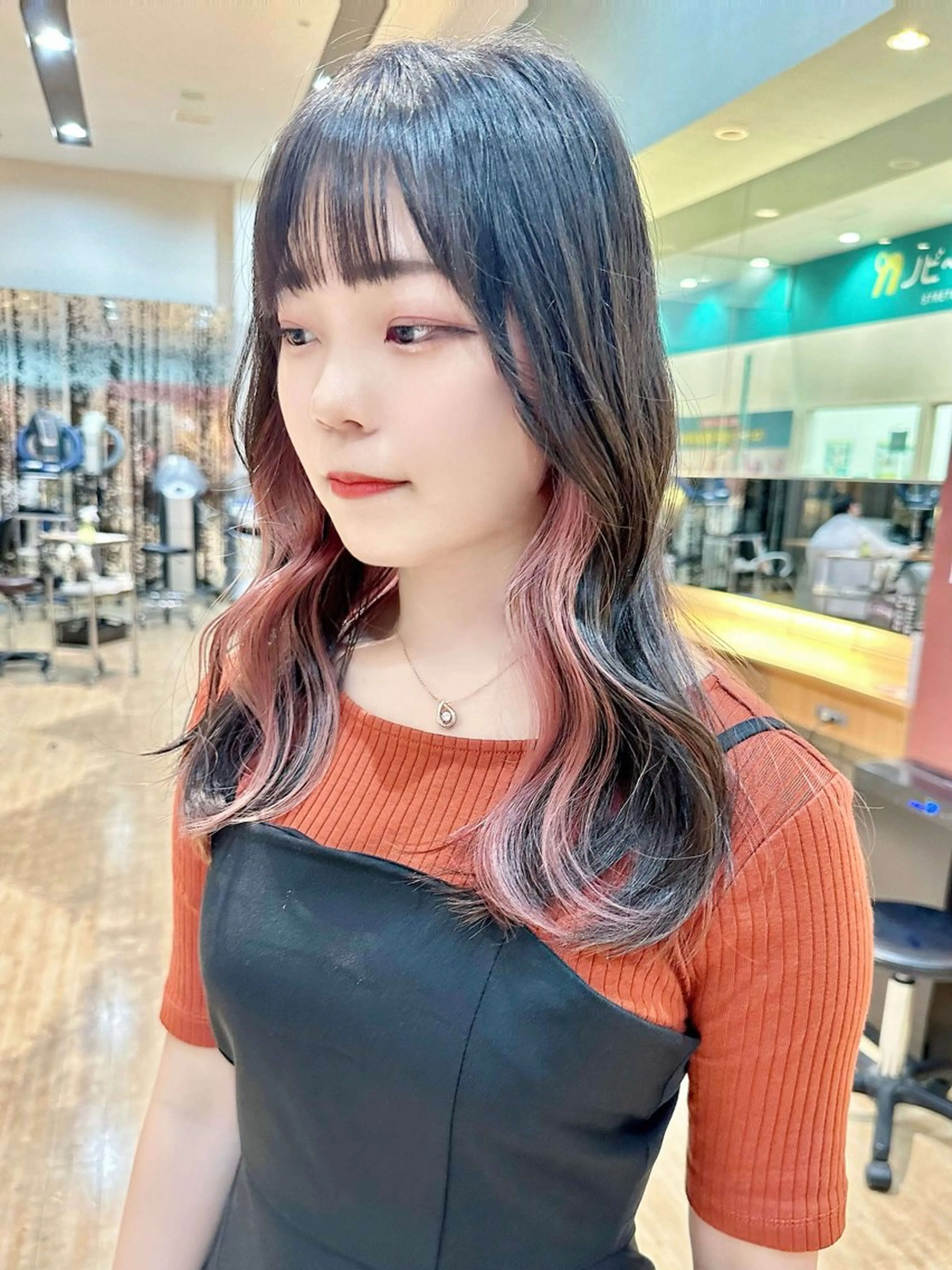 セミロング カラー ショート/レイヤー /札幌/小山内のヘアスタイル