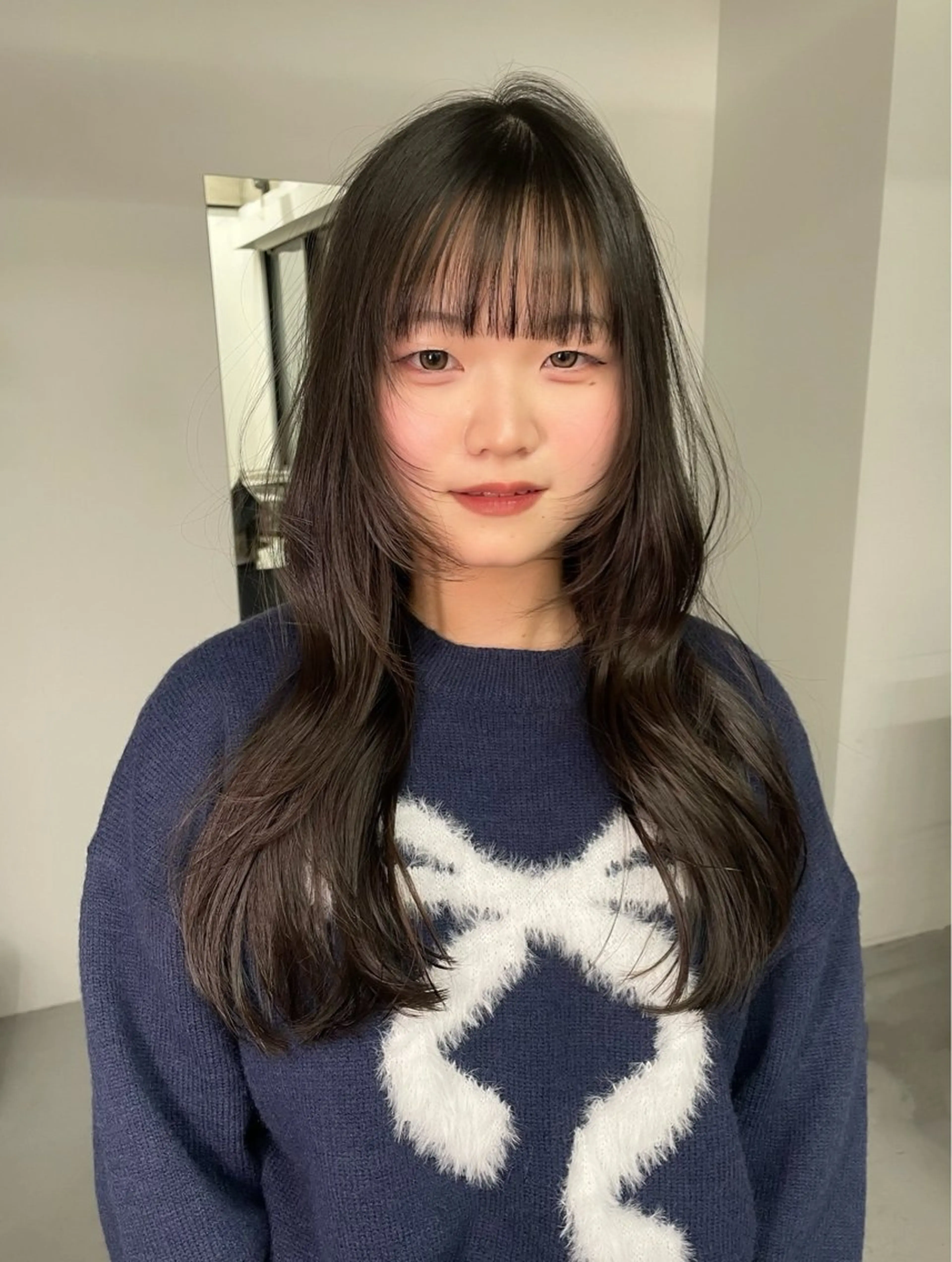 セミロング カラー カットモデル/ ハイトーン/ゆうあのヘアスタイル