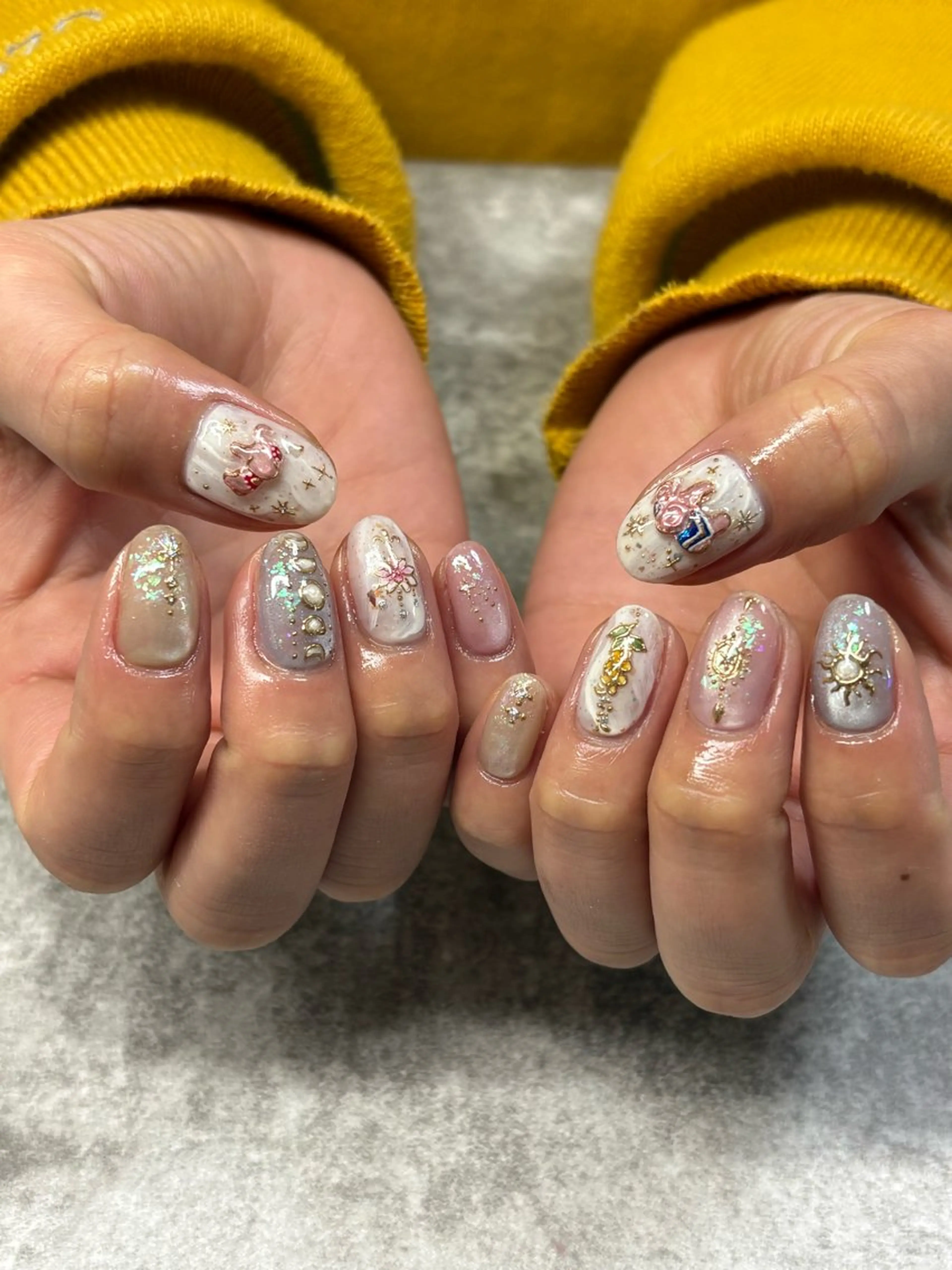 ネイル ハンドネイル FIORITURA Maikoのネイルデザイン