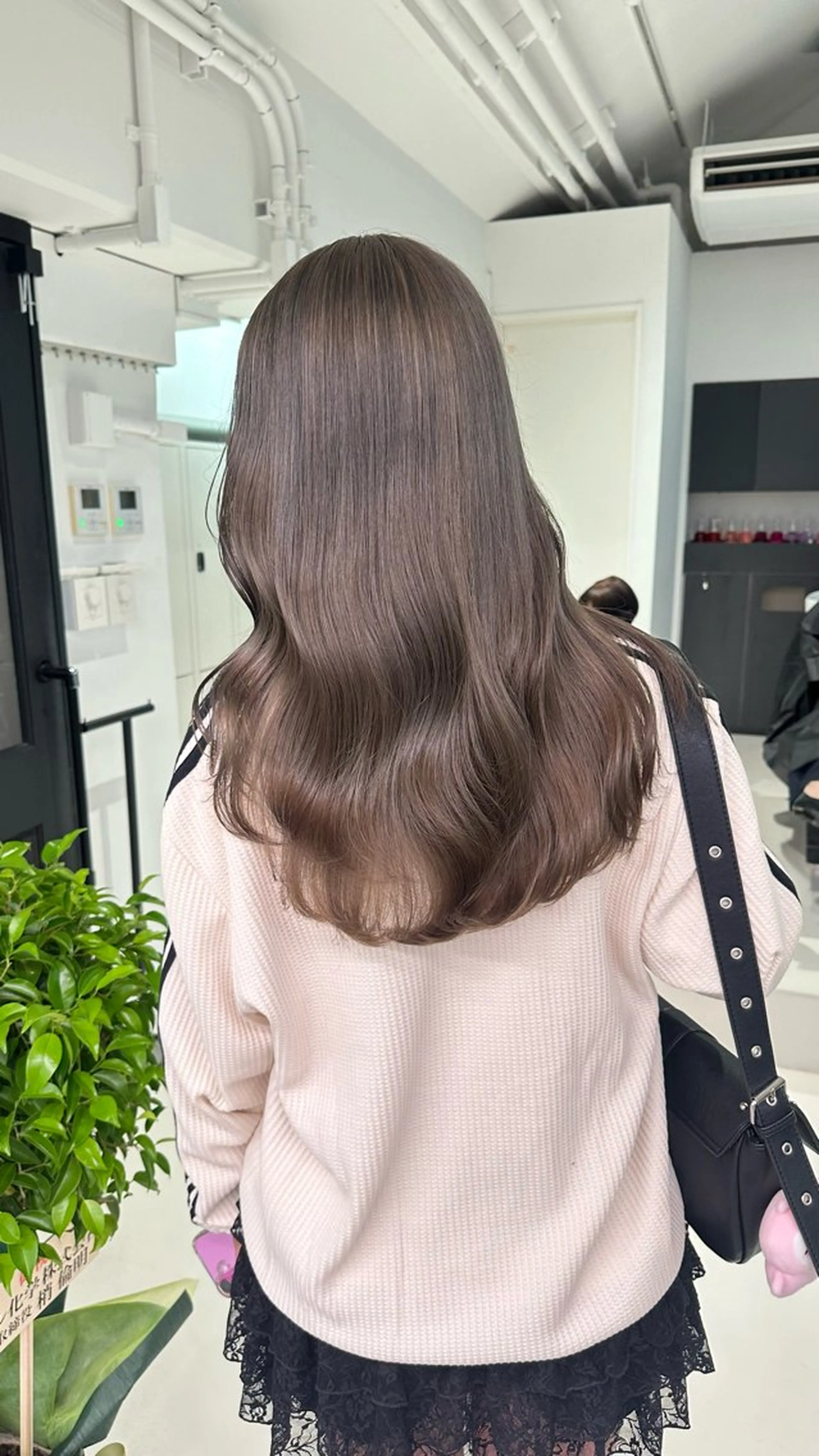 ロング カラー ベージュカラー ブリーチ ハイトーンカラー ブリーチなしカラー ボブ ヘアカラー トリートメント REINA☁️透明感 カラー/ぷつっと♡のヘアスタイル