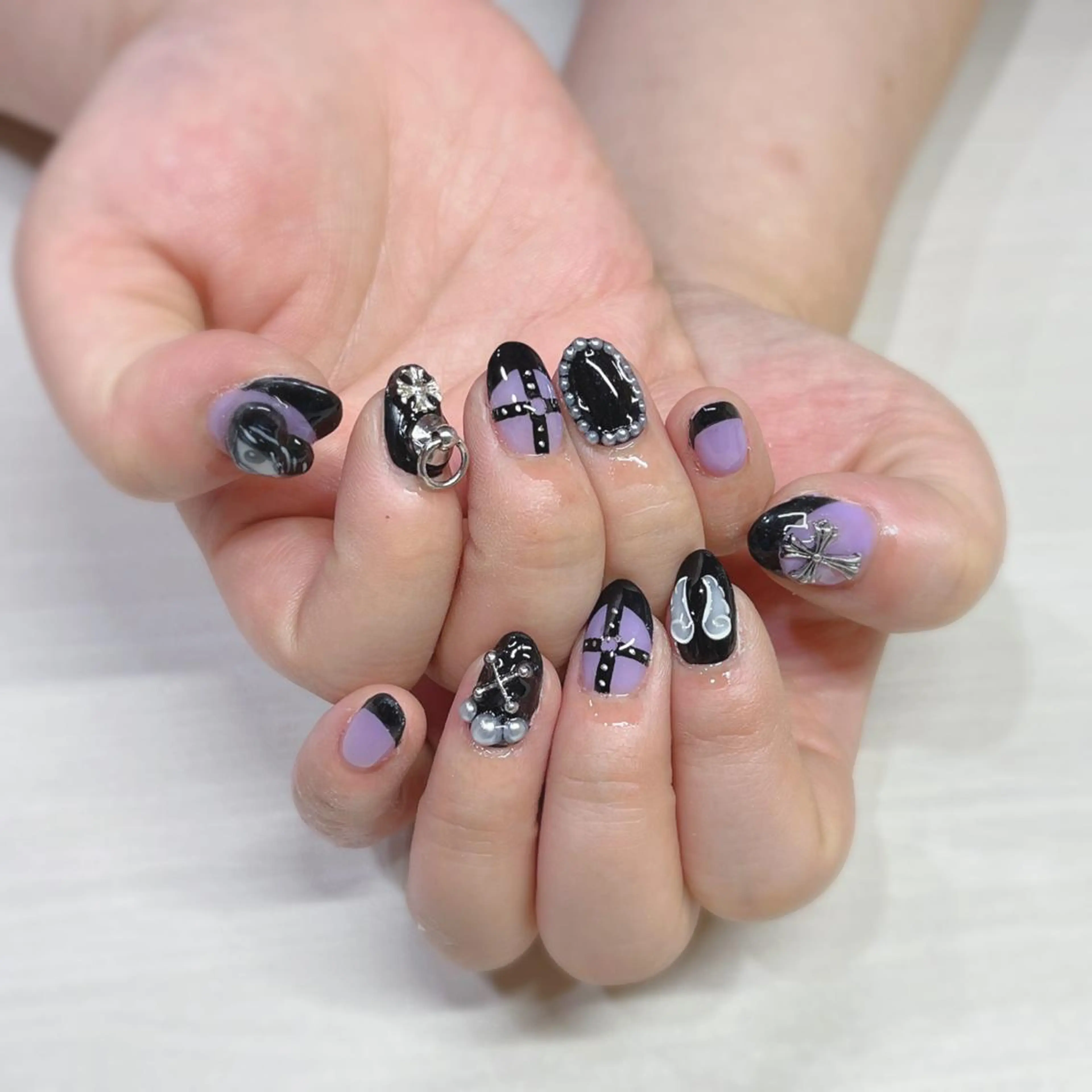 ネイル アートネイル クリアネイル フレンチネイル ジェルネイル ガラスフレンチ 🐕‍🦺Yappy 💗A-tanのネイルデザイン