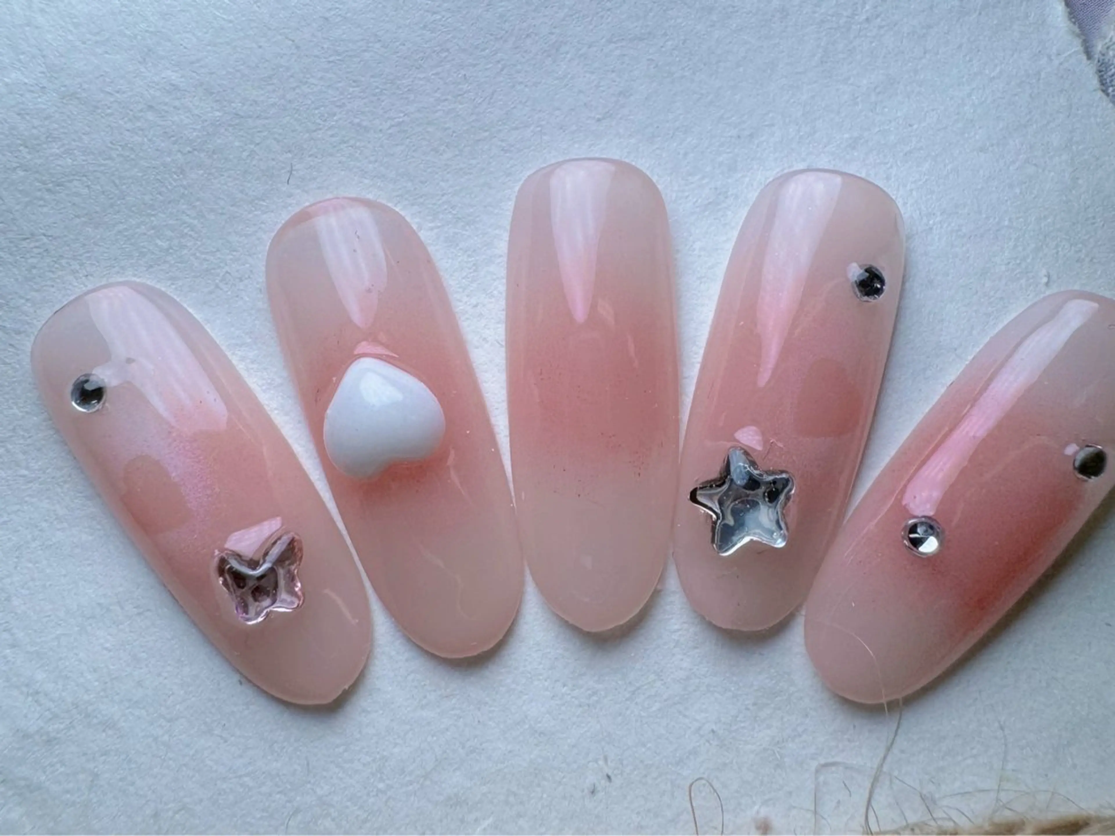 人気ワンホン定額ネイルの写真