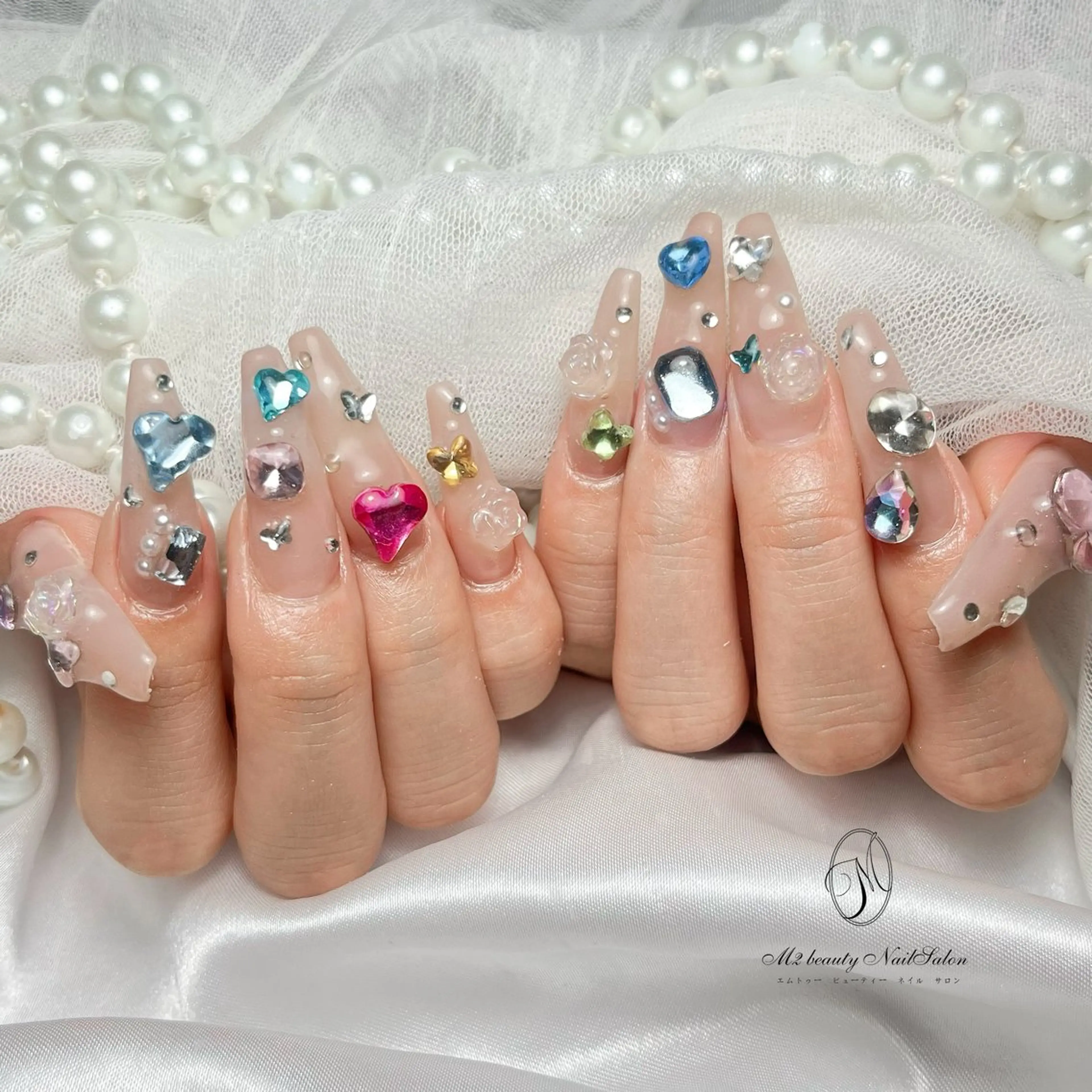 ネイル ハンドネイル M2 BEAUTY Marieのネイルデザイン