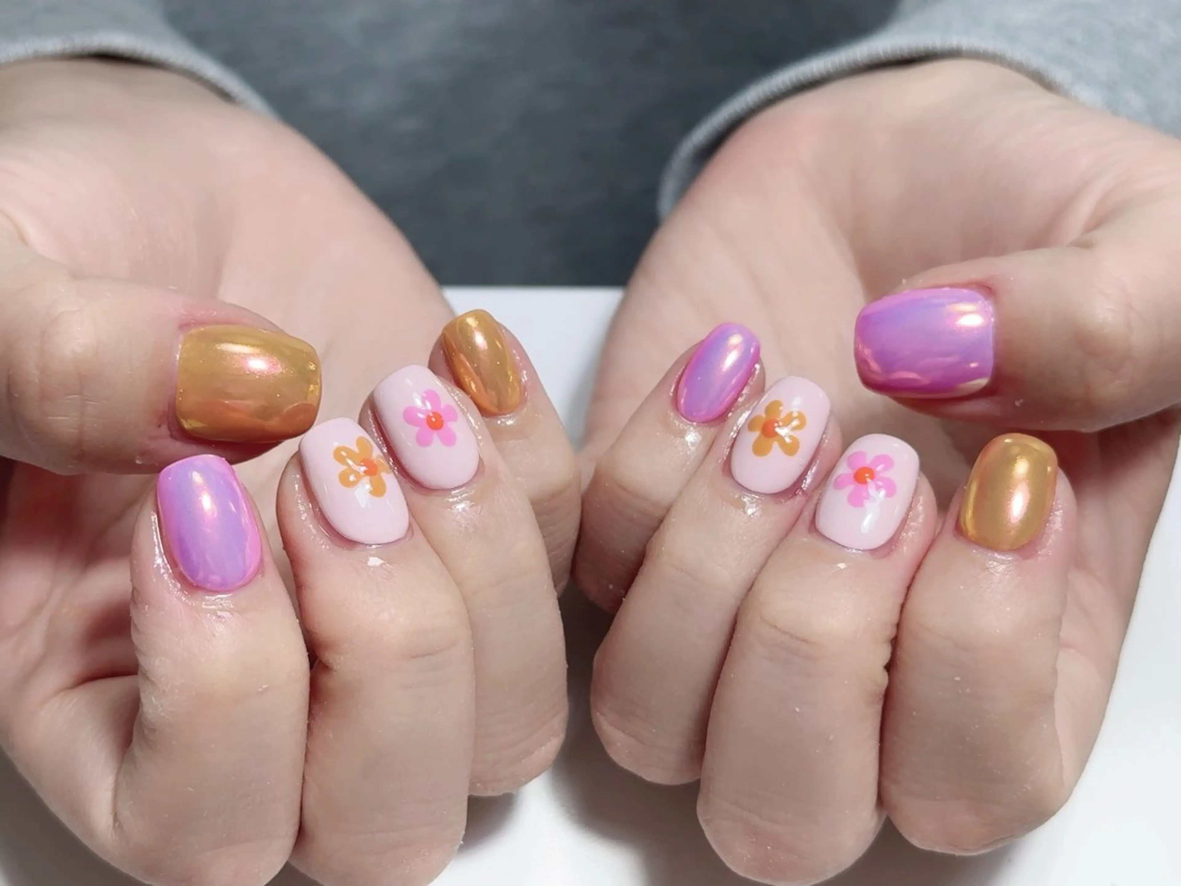 ネイル ハンドネイル NAIL CIRCLESのネイルデザイン