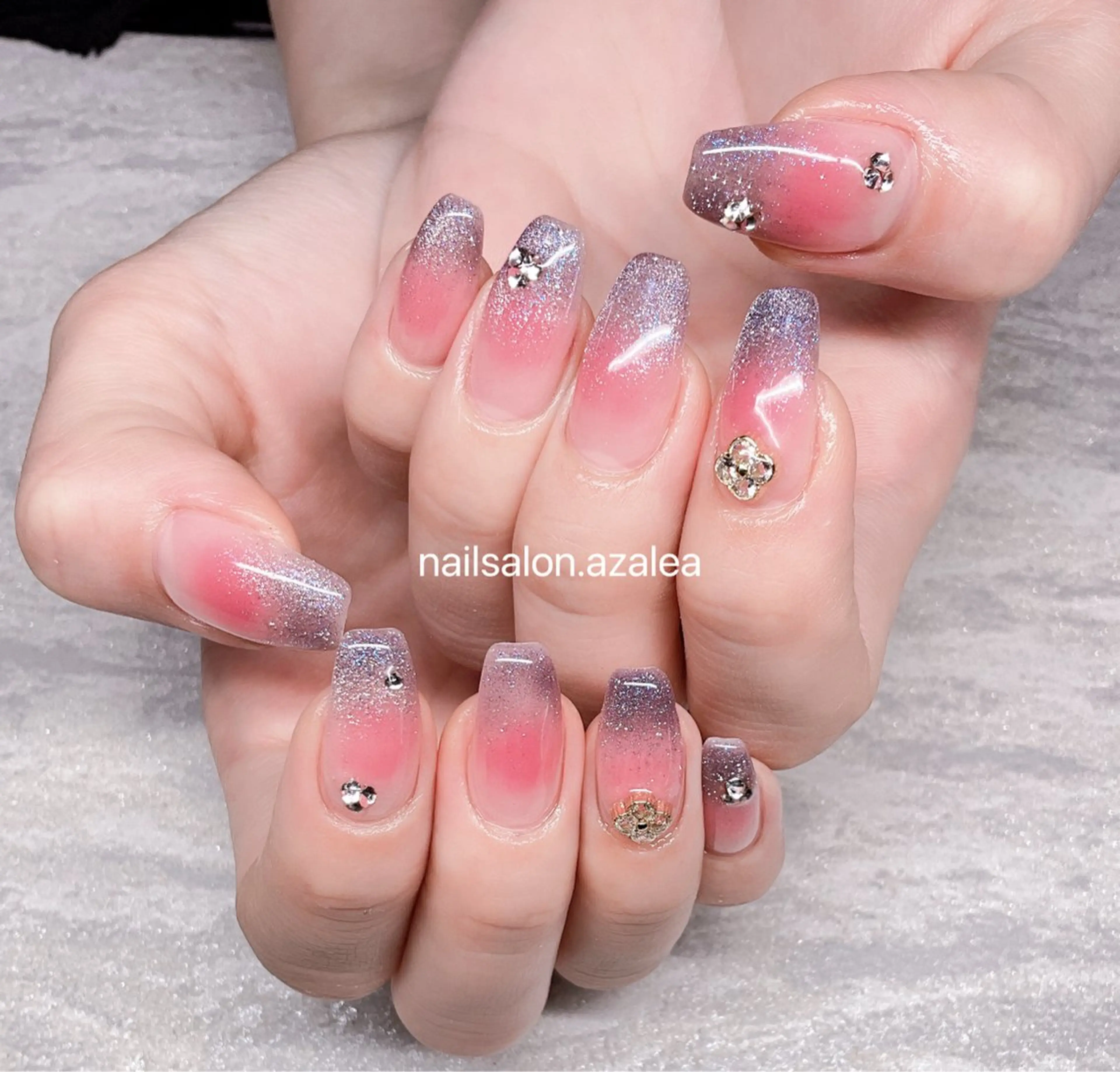 ネイル ハンドネイル R inのネイルデザイン