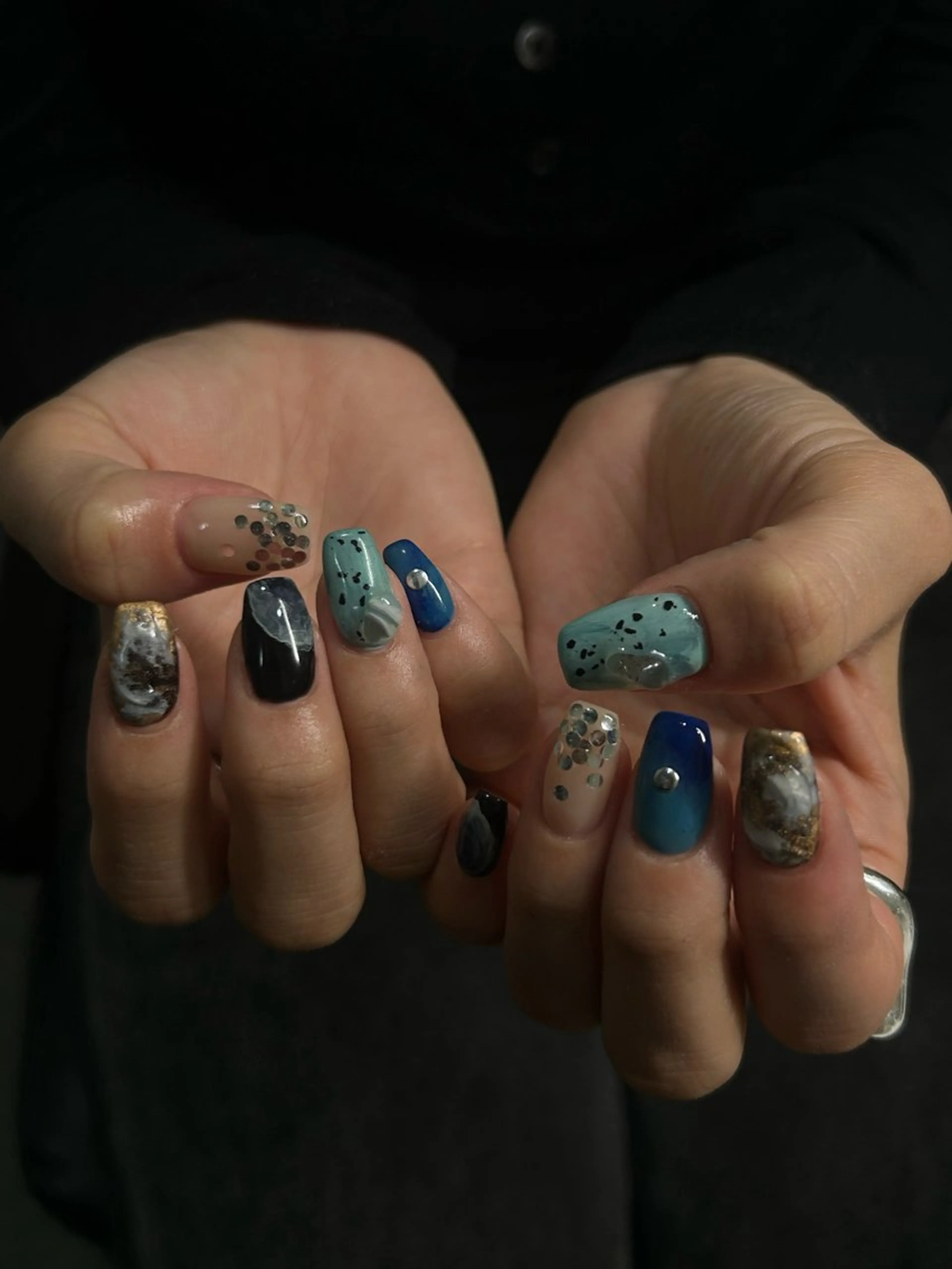 ネイル ブルー 韓国ネイル ニュアンスネイル 春ネイル 夏ネイル sakae yurinaのネイルデザイン