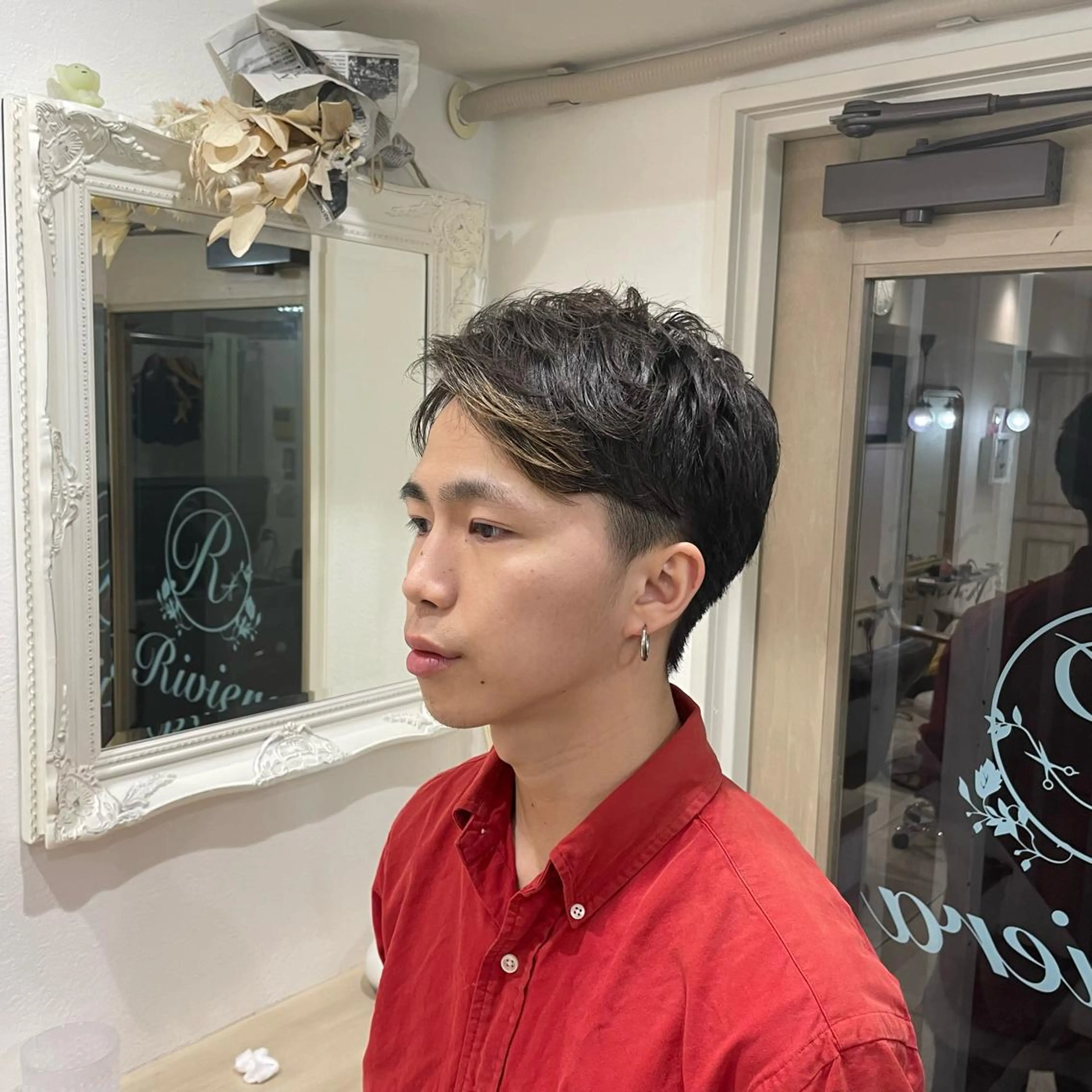 ショート メンズ 刈り上げ ショートヘア ミルクティーベージュ /三村克彦のヘアスタイル