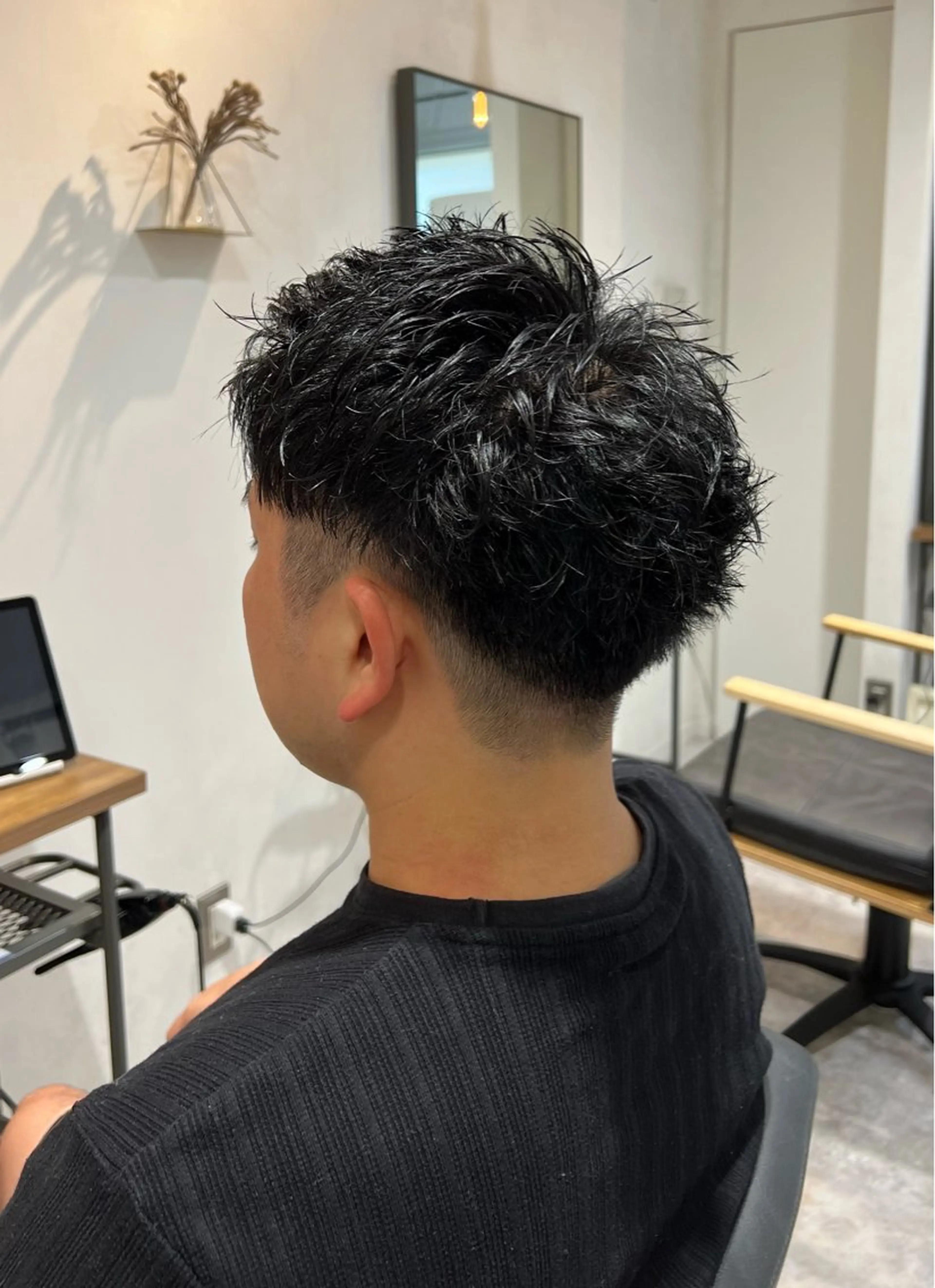 メンズ 刈り上げ こだわりカラー🕊️ 坪井美南🌼のマツエク・マツパデザイン