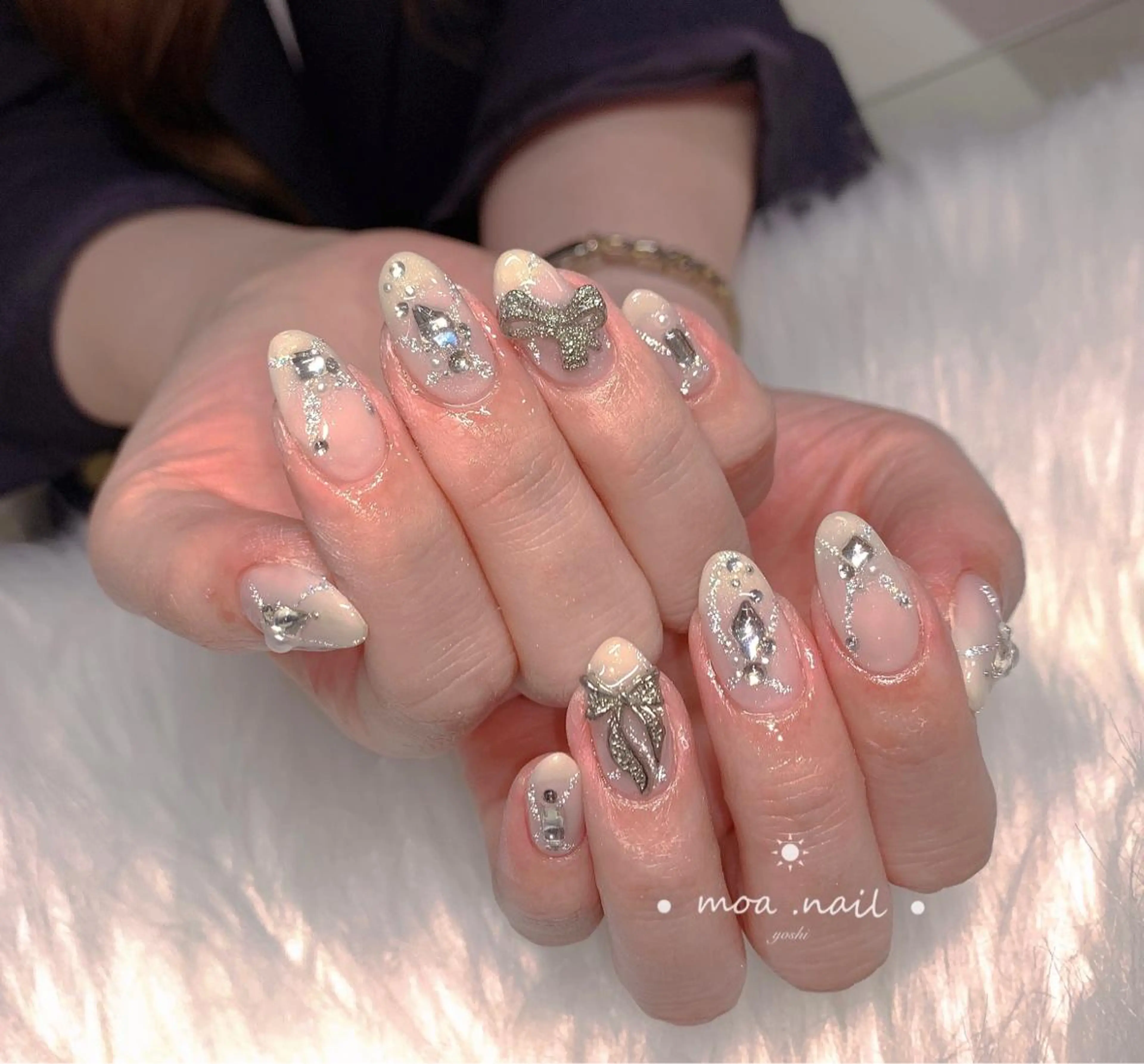 ネイル MOA NAIL所属・MoaNail🫶 Yoshiのネイルデザイン