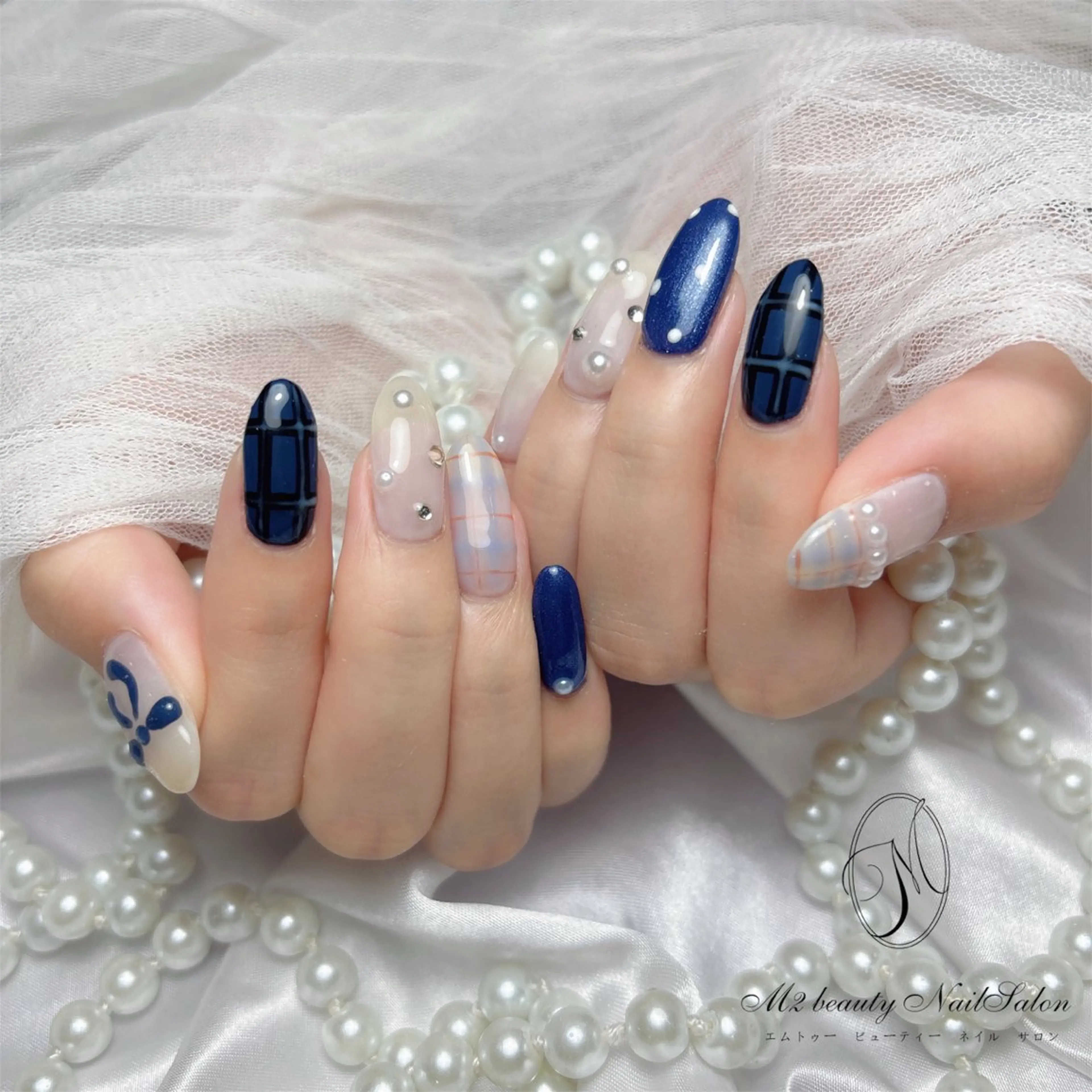ネイル ハンドネイル M2 BEAUTY Rionのネイルデザイン