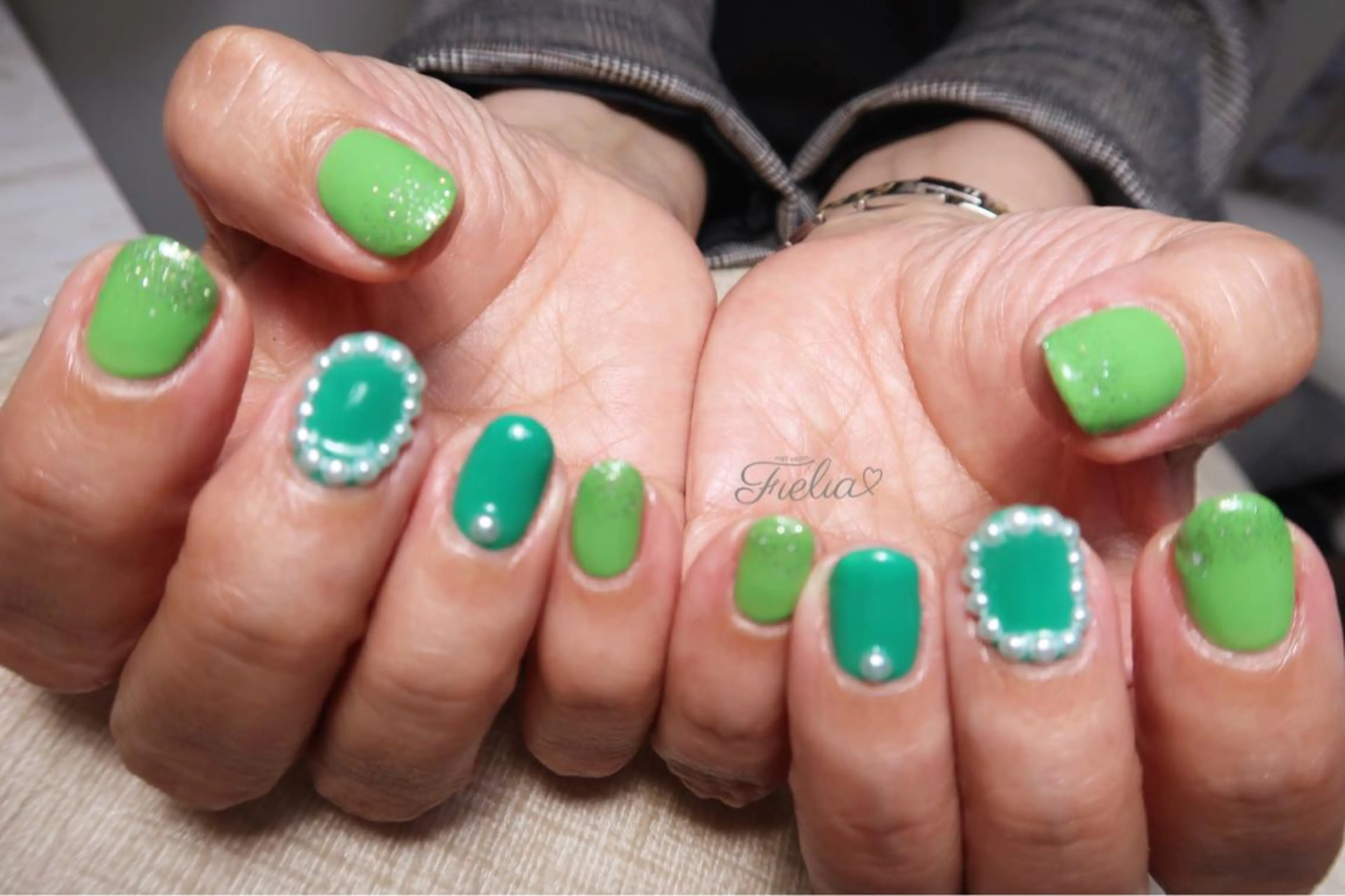 ネイル ハンドネイル Fielia momoのネイルデザイン