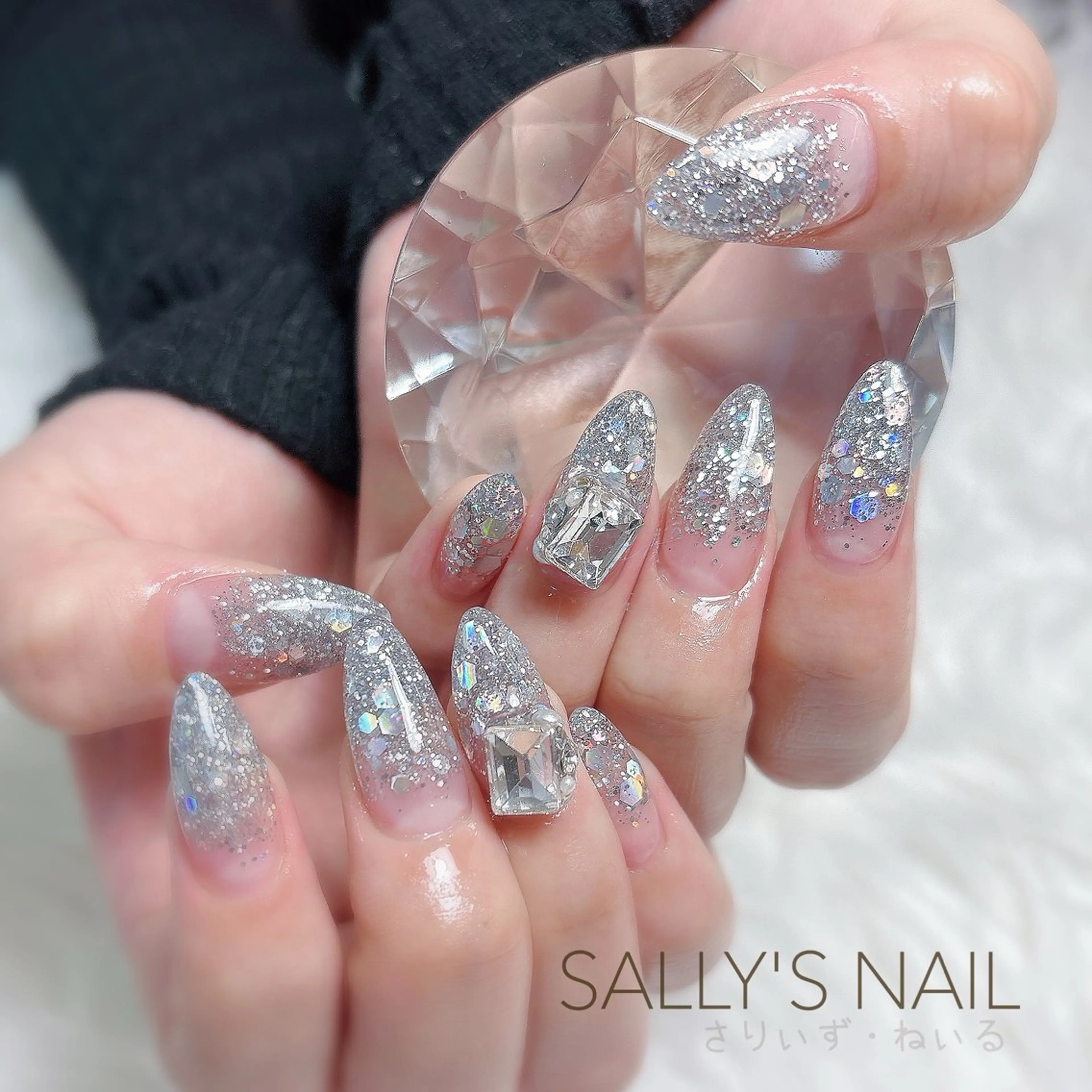 ロング 野村 リサのネイルデザイン