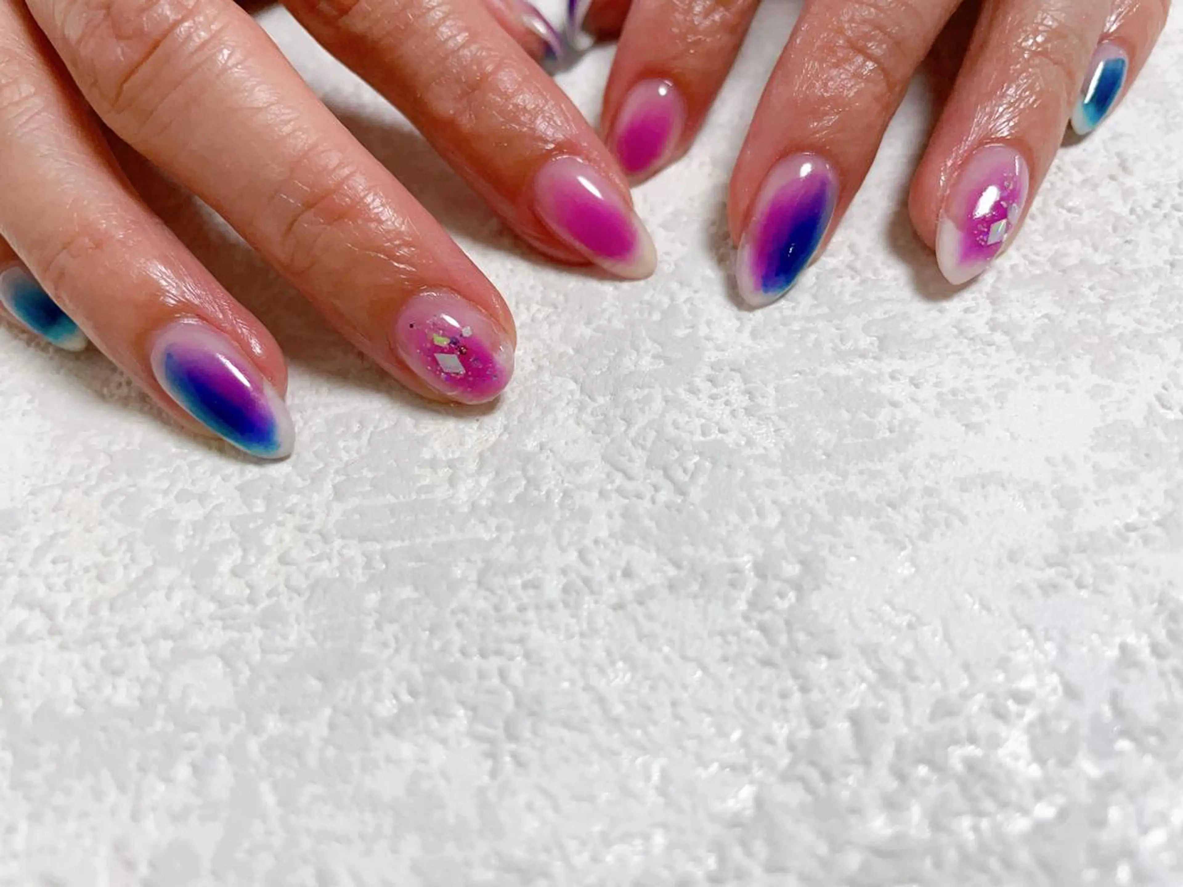 ネイル オーロラネイル フラワーネイル フットネイル フレンチネイル ジェルネイル mogunail &blowのネイルデザイン