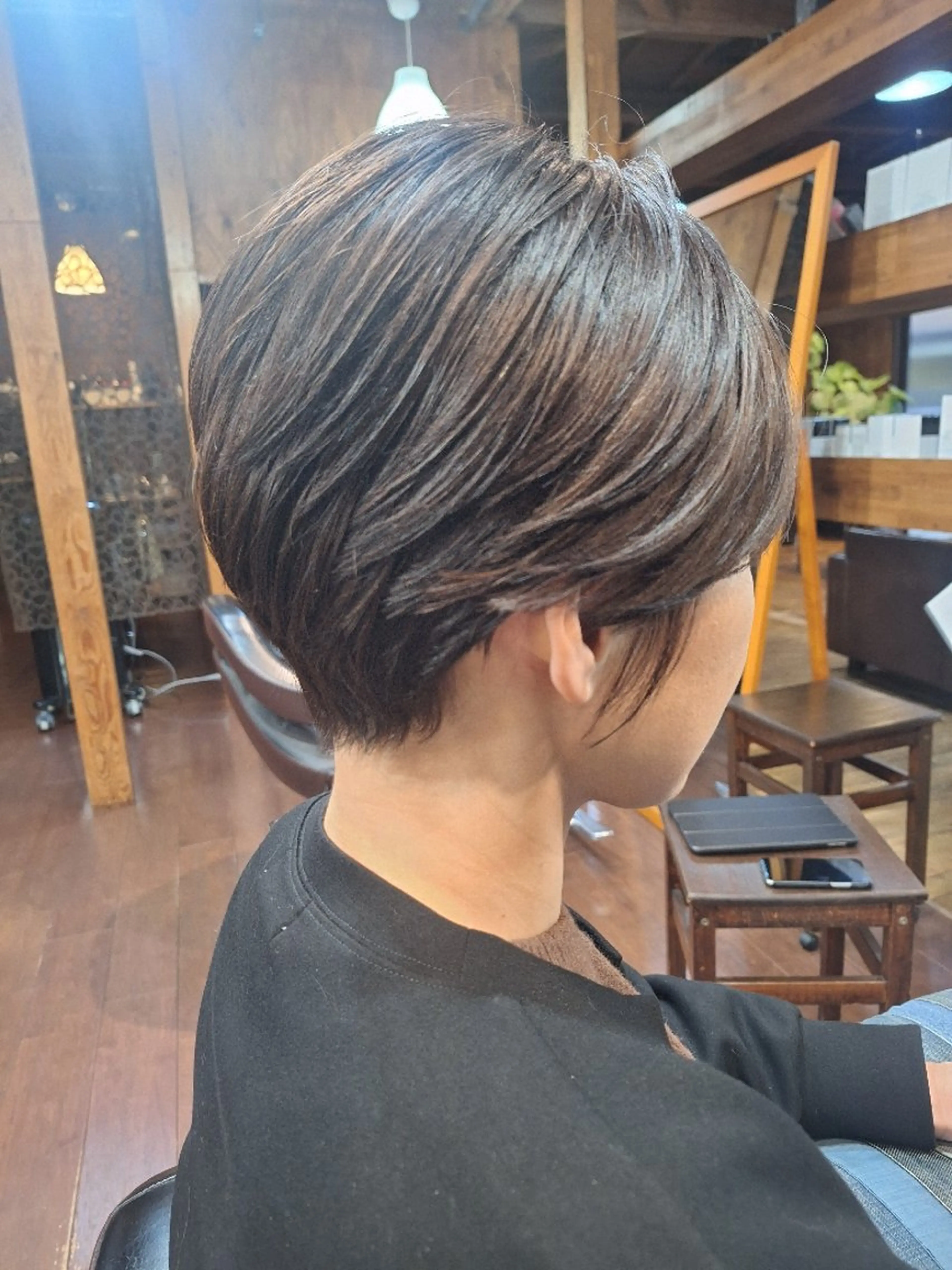 ショート 飯田 仁美のヘアスタイル