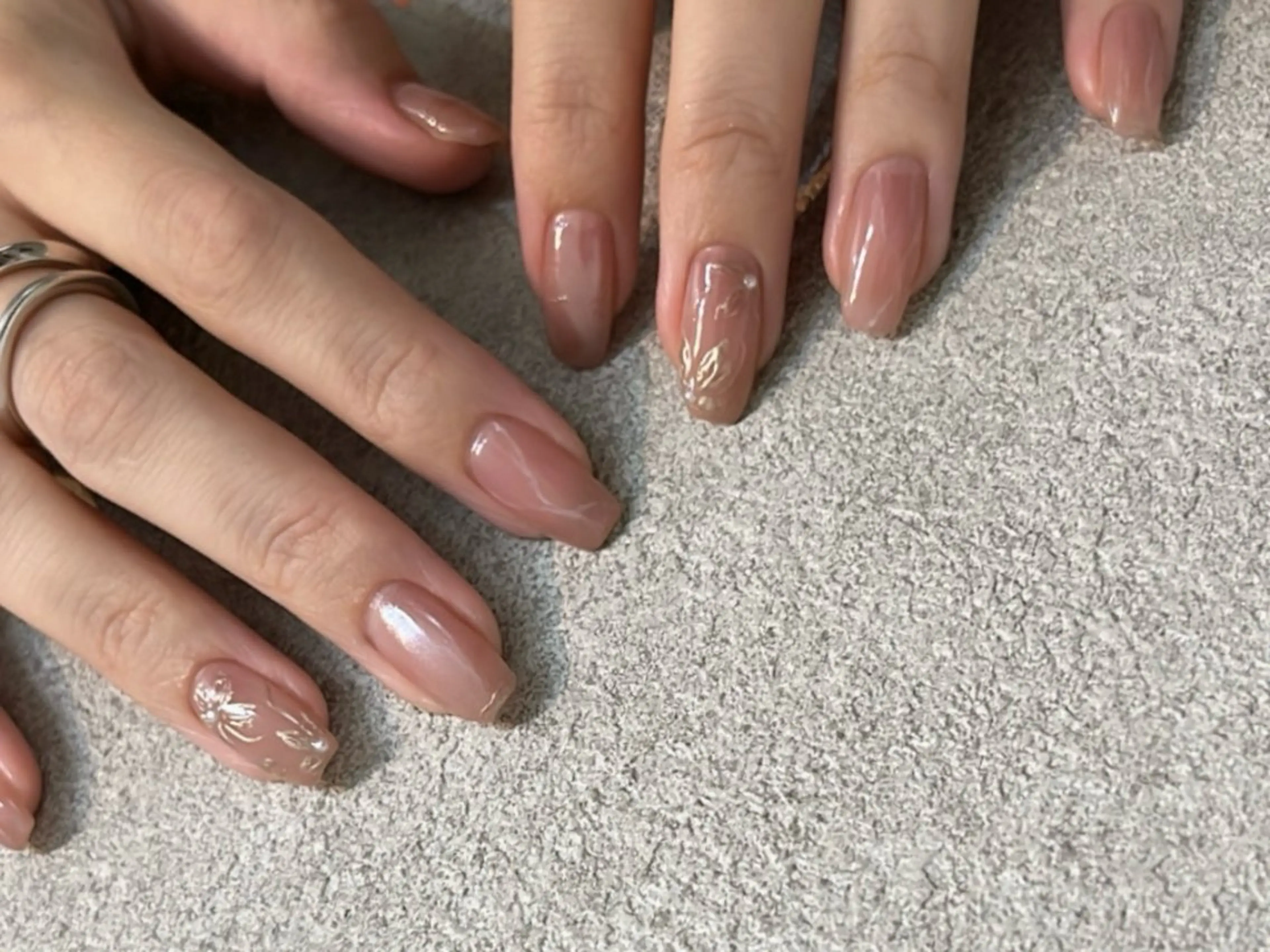 ネイル 神戸駅ネイルサロン PE NAILSのネイルデザイン