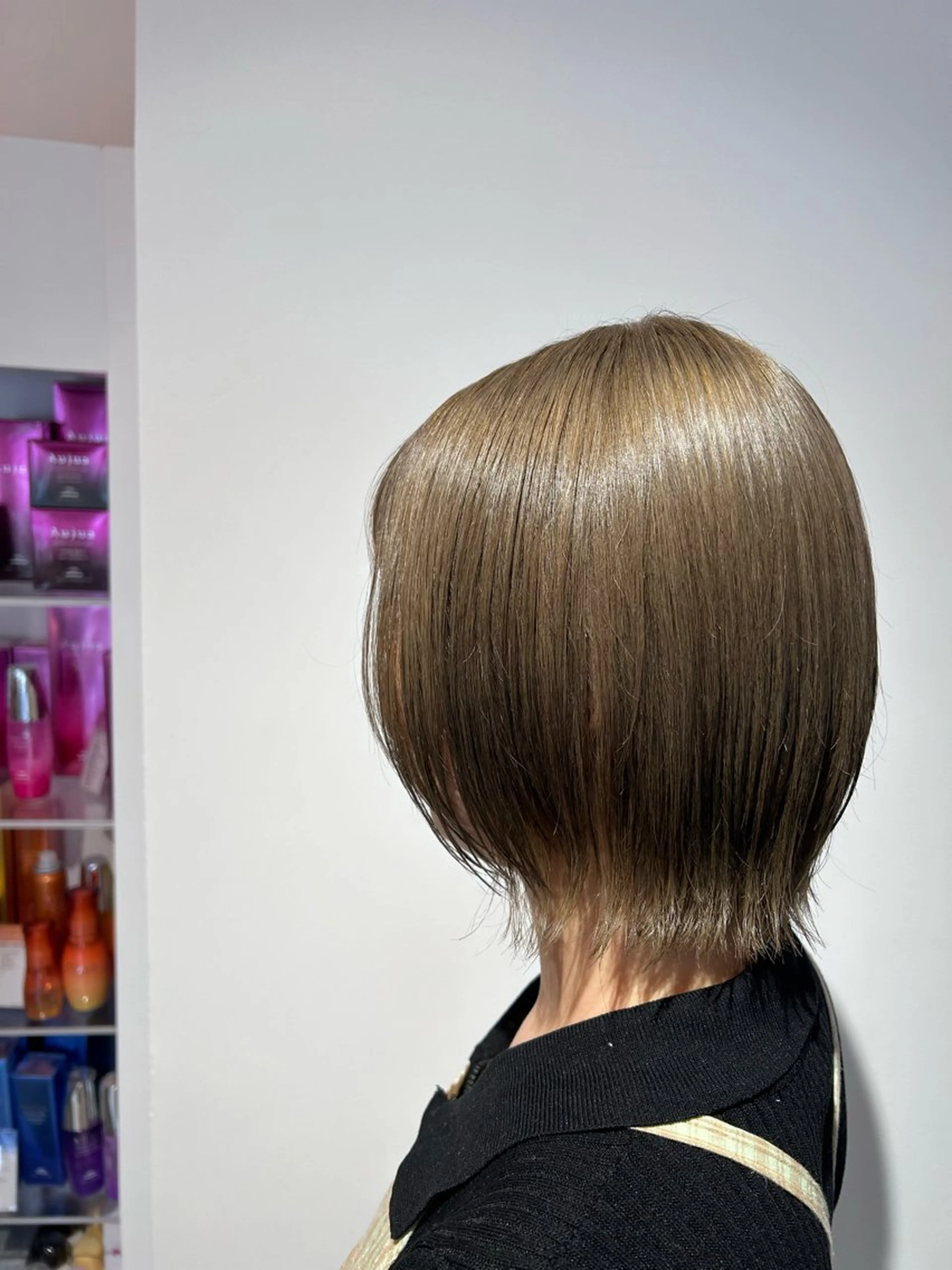 ショート カラー ヘアカラー トリートメント 蓮池 愛海のヘアスタイル