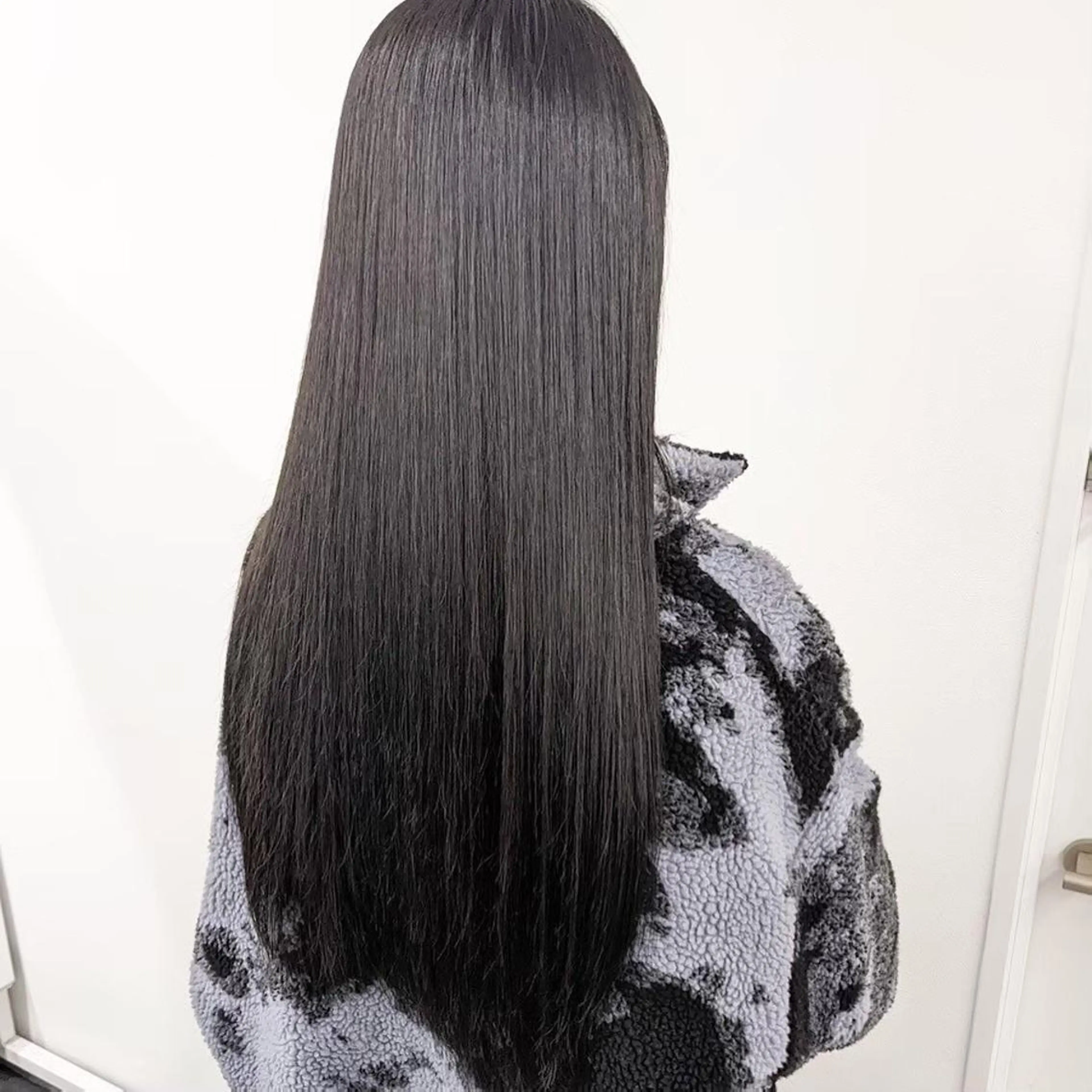 セミロング 🤍透明感ブラウン himi🤍のヘアスタイル