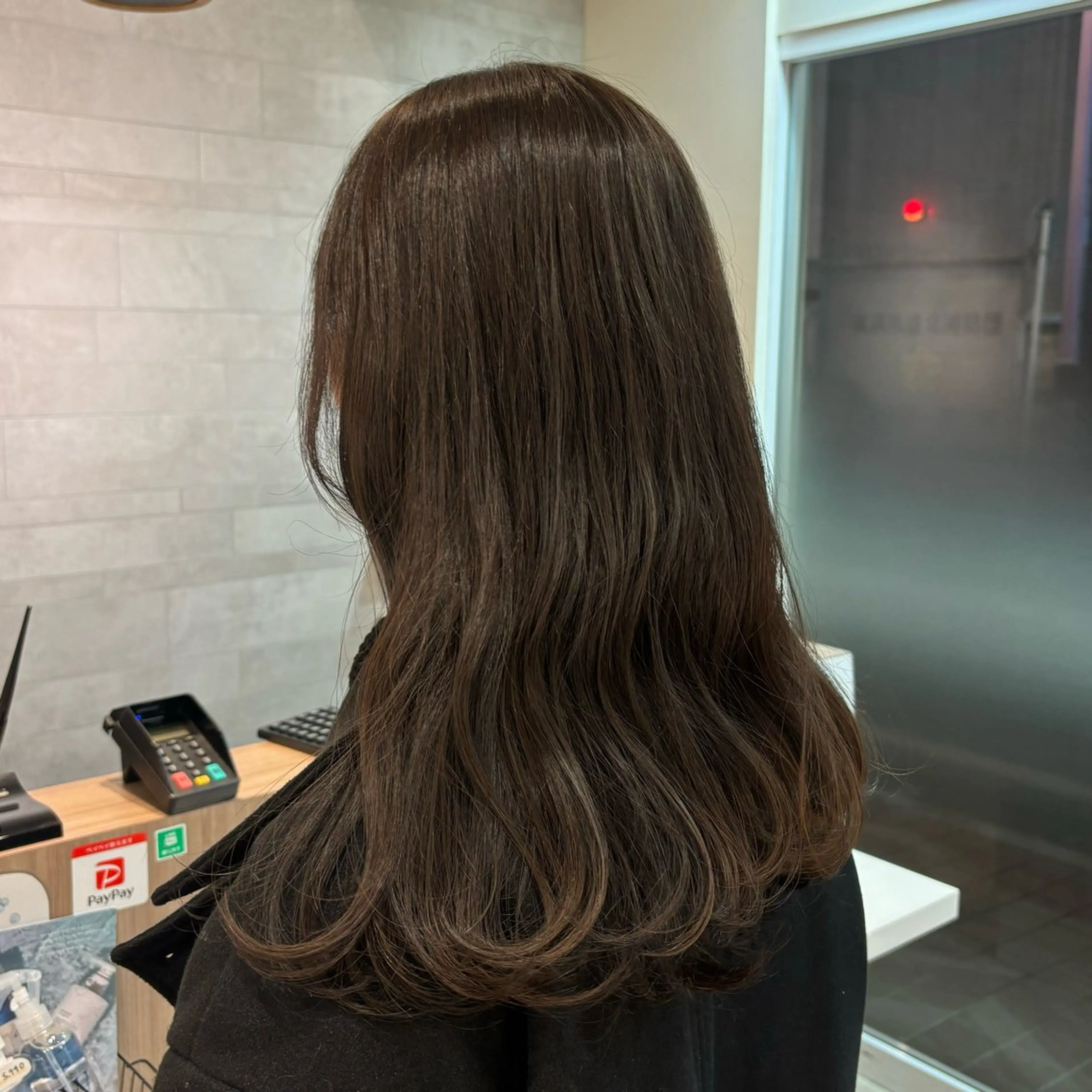 ロング カラー グレージュ オリーブグレージュ オリーブグレー 暖色/艶カラー🍑☆ /杉村夏希のヘアスタイル