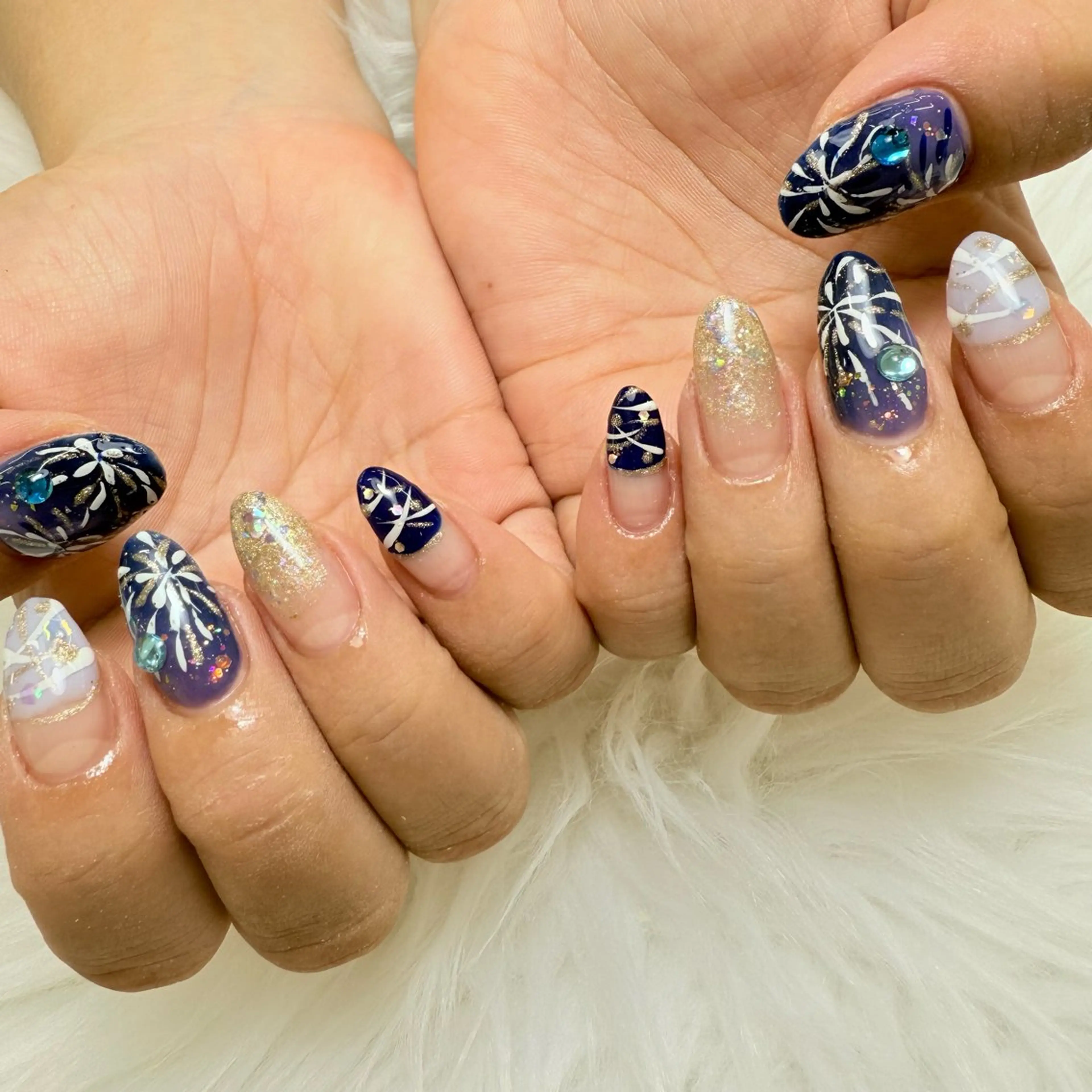 ネイル ViViChi 梨帆のネイルデザイン