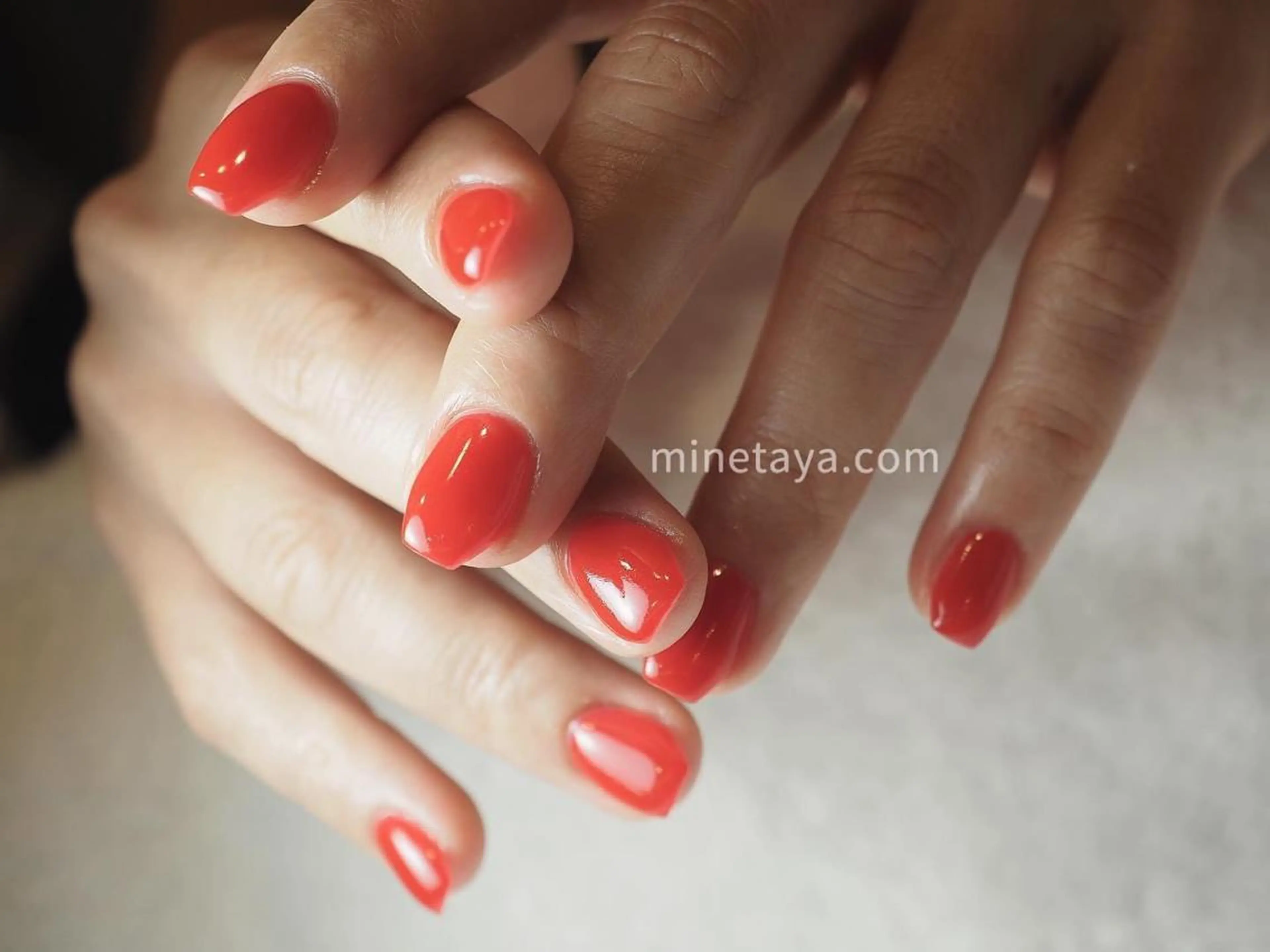 ネイル ワンカラーネイル addition スタッフのネイルデザイン