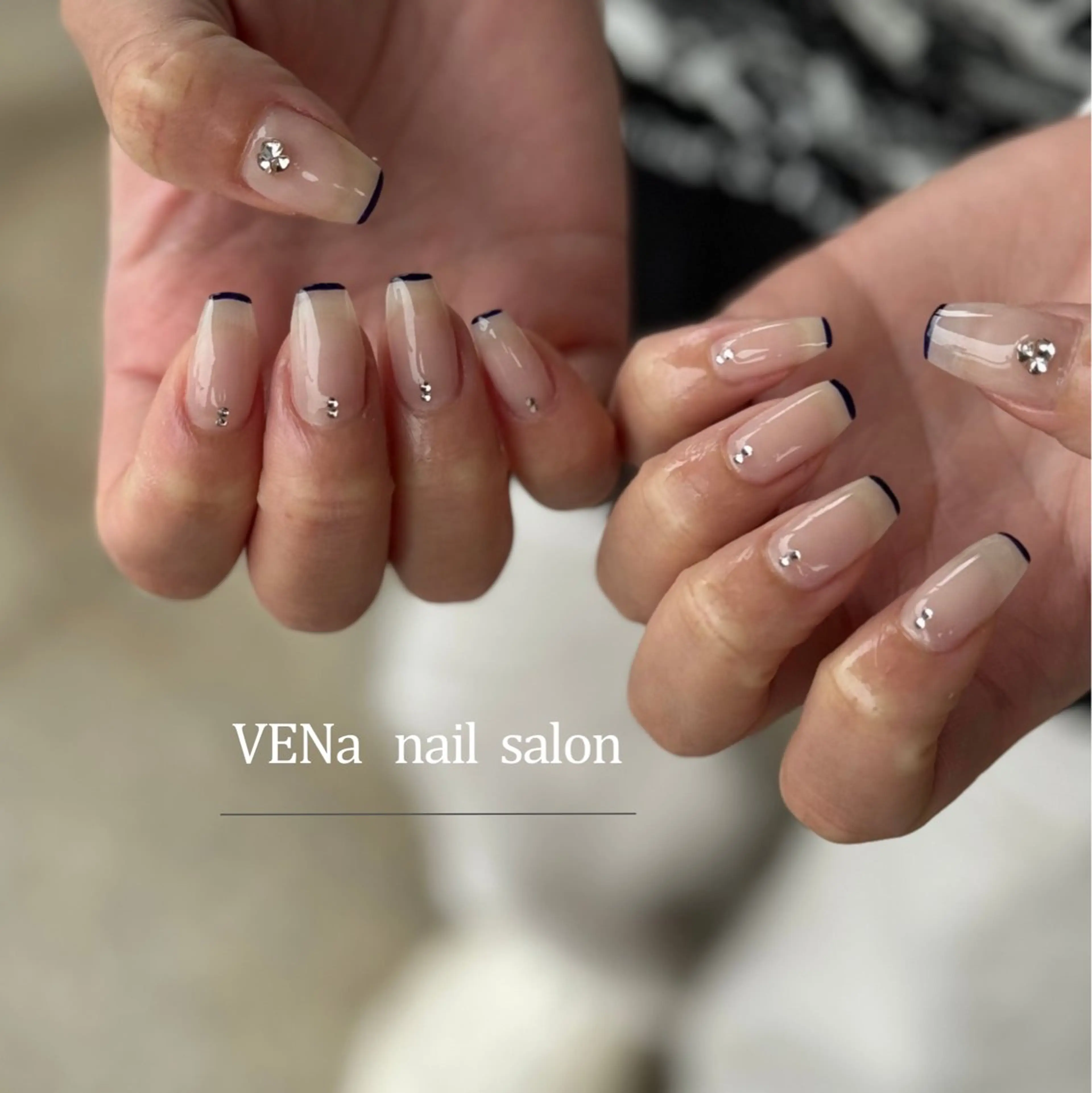 ネイル オーロラネイル フラッシュネイル フットネイル フレンチネイル 氷ネイル・うるうるネイル VENa eye＆ nail salonのネイルデザイン