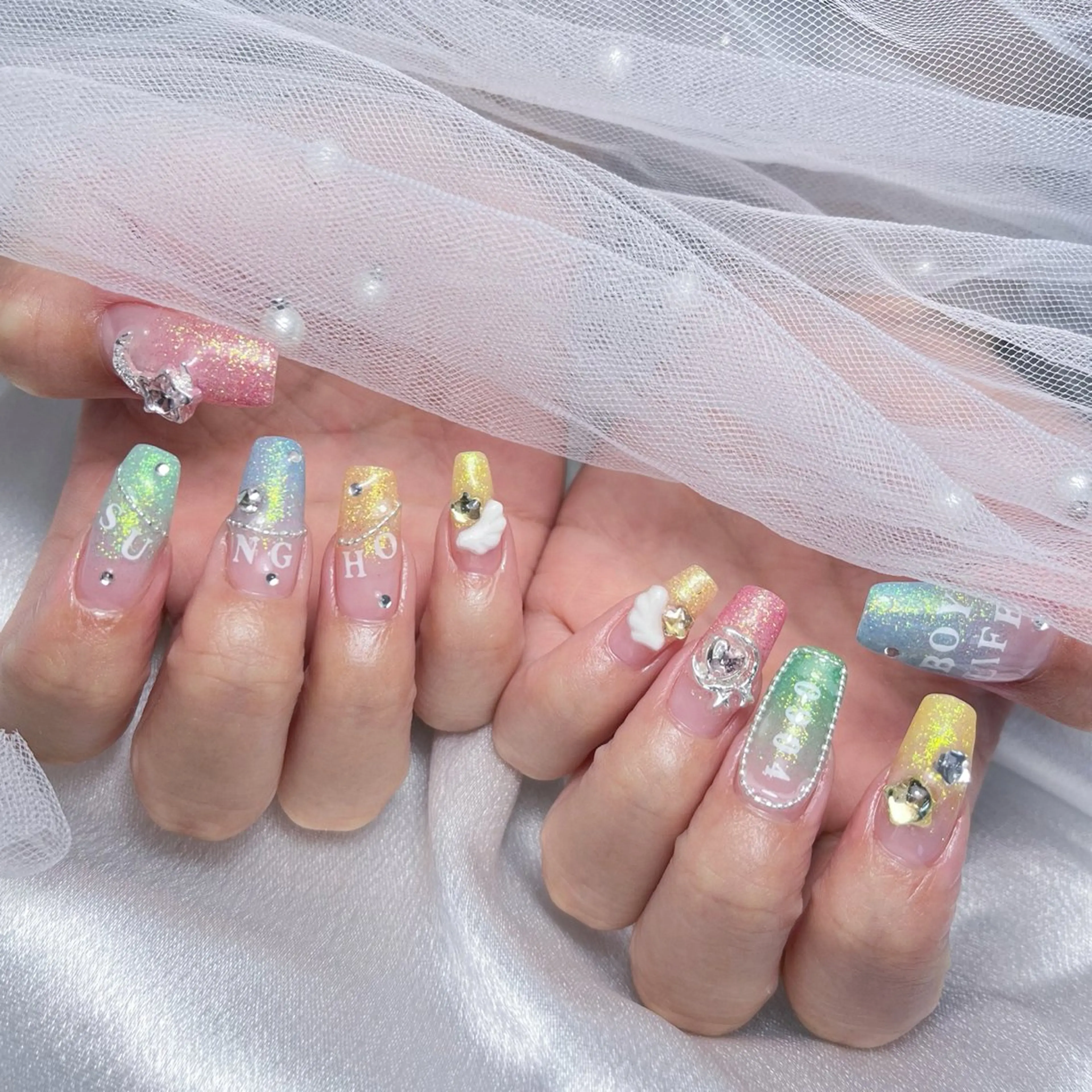 ネイル ハンドネイル 児玉 茉緒のネイルデザイン