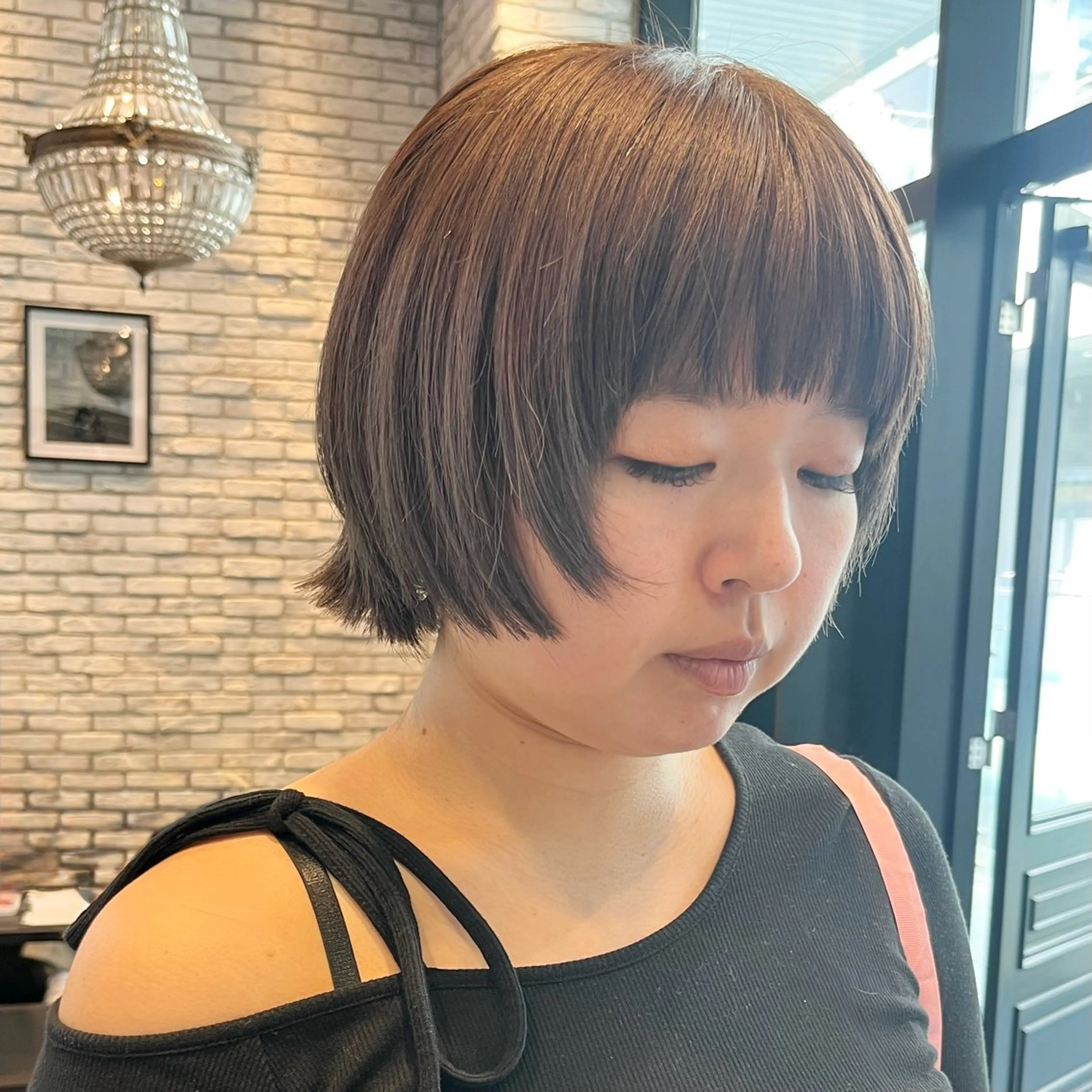 ショート カット ヘアカラー 好光 優香のヘアスタイル
