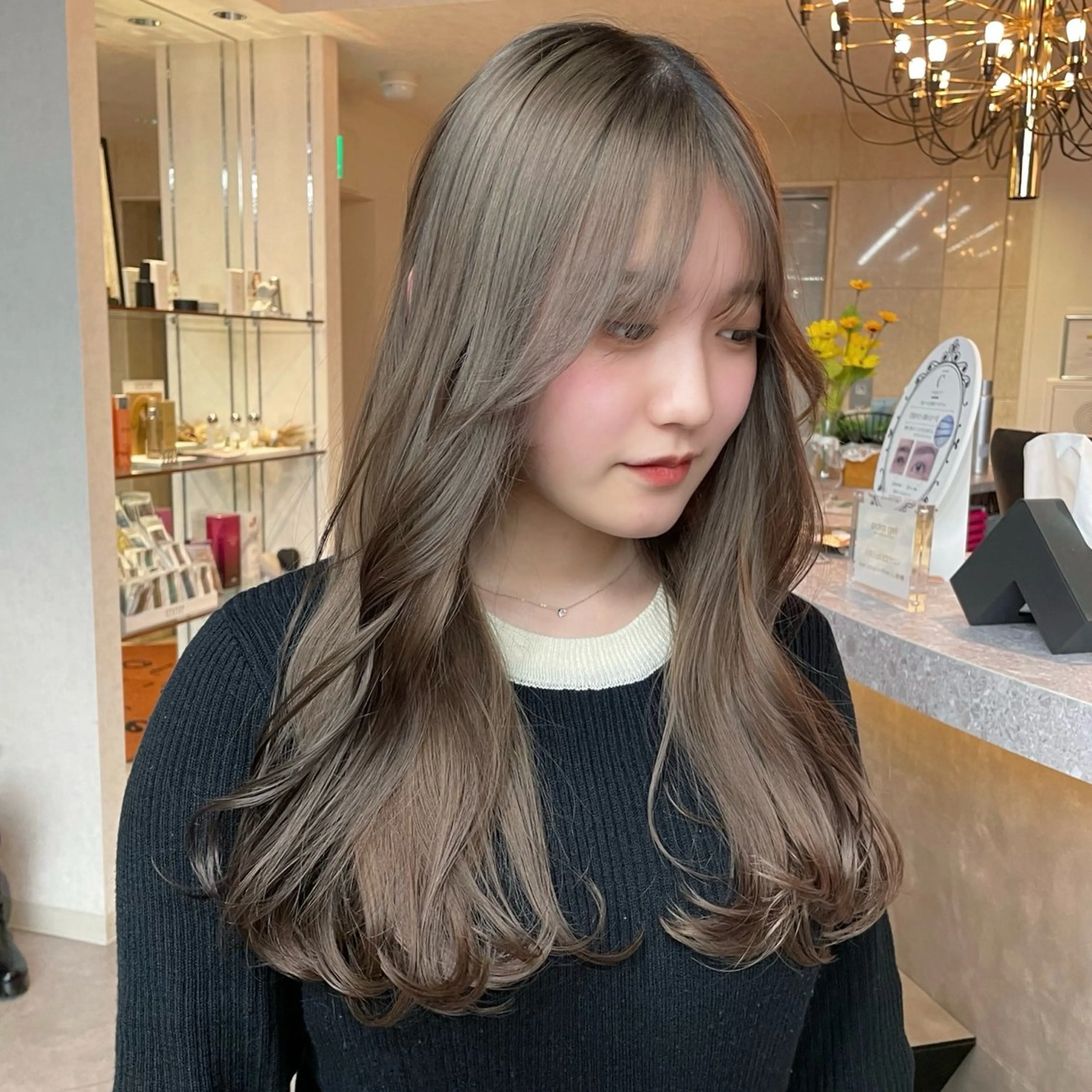 ロング カラー カット ヘアカラー トリートメント 透明感/ベージュ/ 艶髪/ボブ🫧門脇由のヘアスタイル