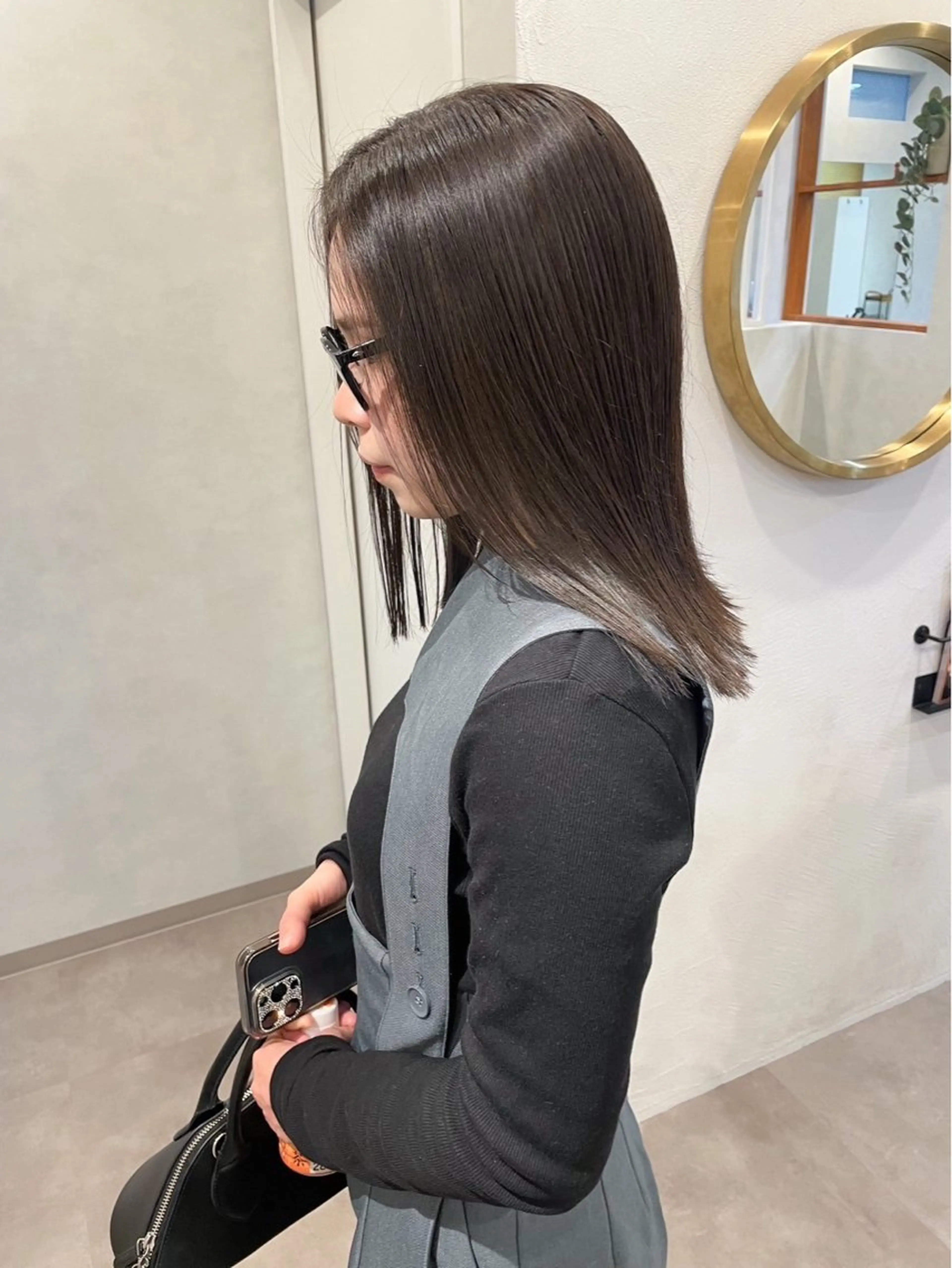セミロング カラー Hanon 美桜のヘアスタイル