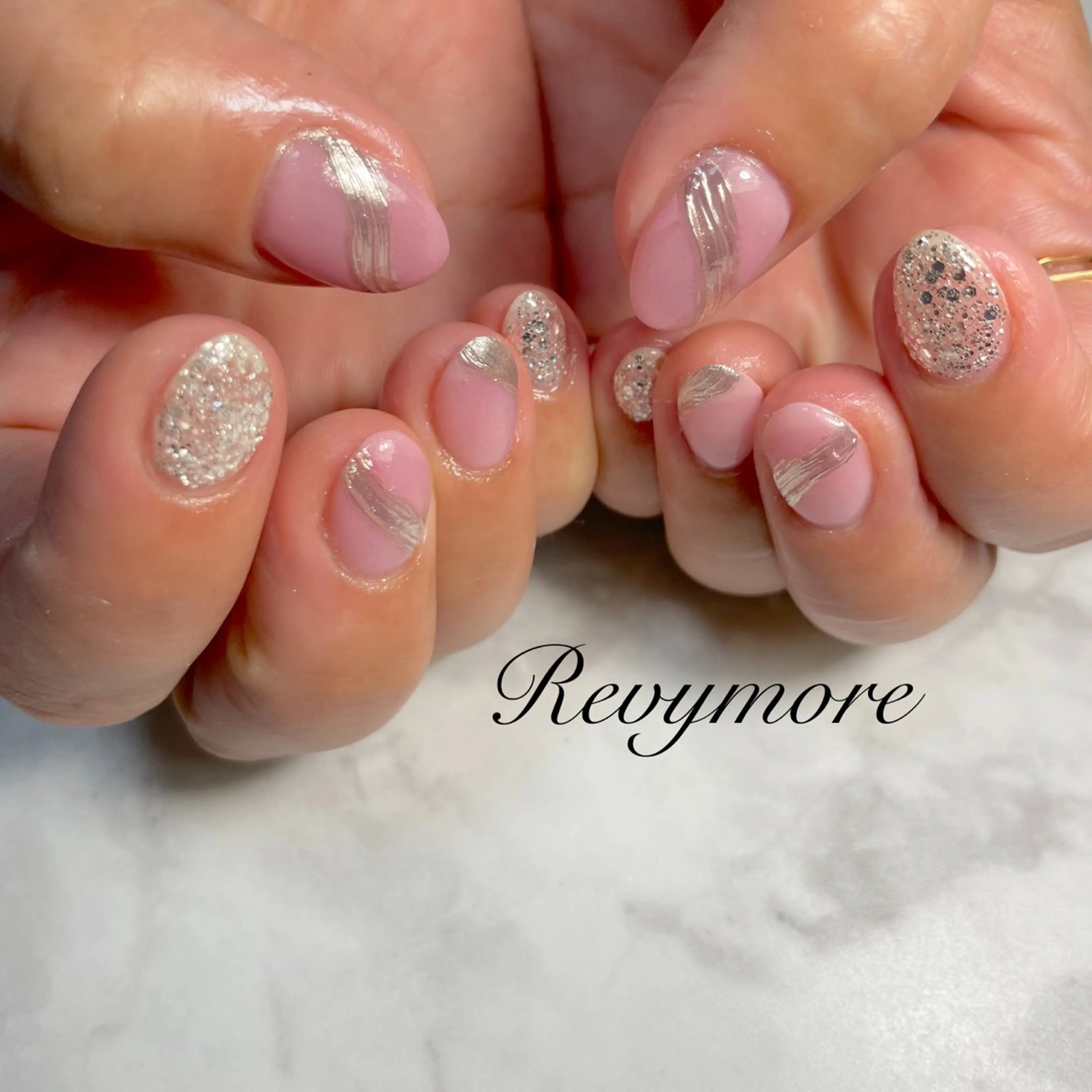ネイル ジェルネイル ミラーネイル ニュアンスネイル オフィスネイル ピンク nail salon Revymoreのネイルデザイン