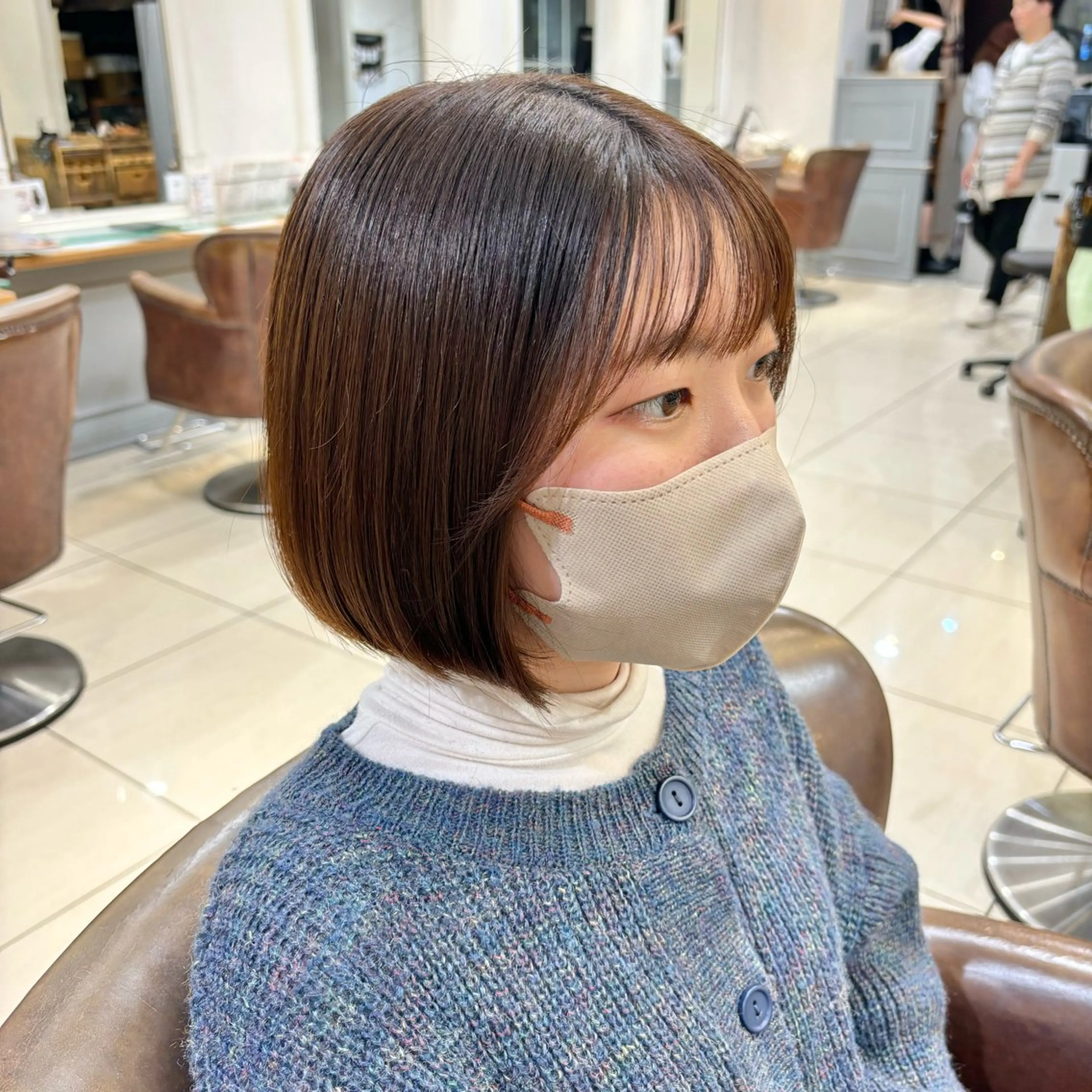 ミディアム ボブ 顔周りカット サイドバング 🫧 nanaco🫧のヘアスタイル