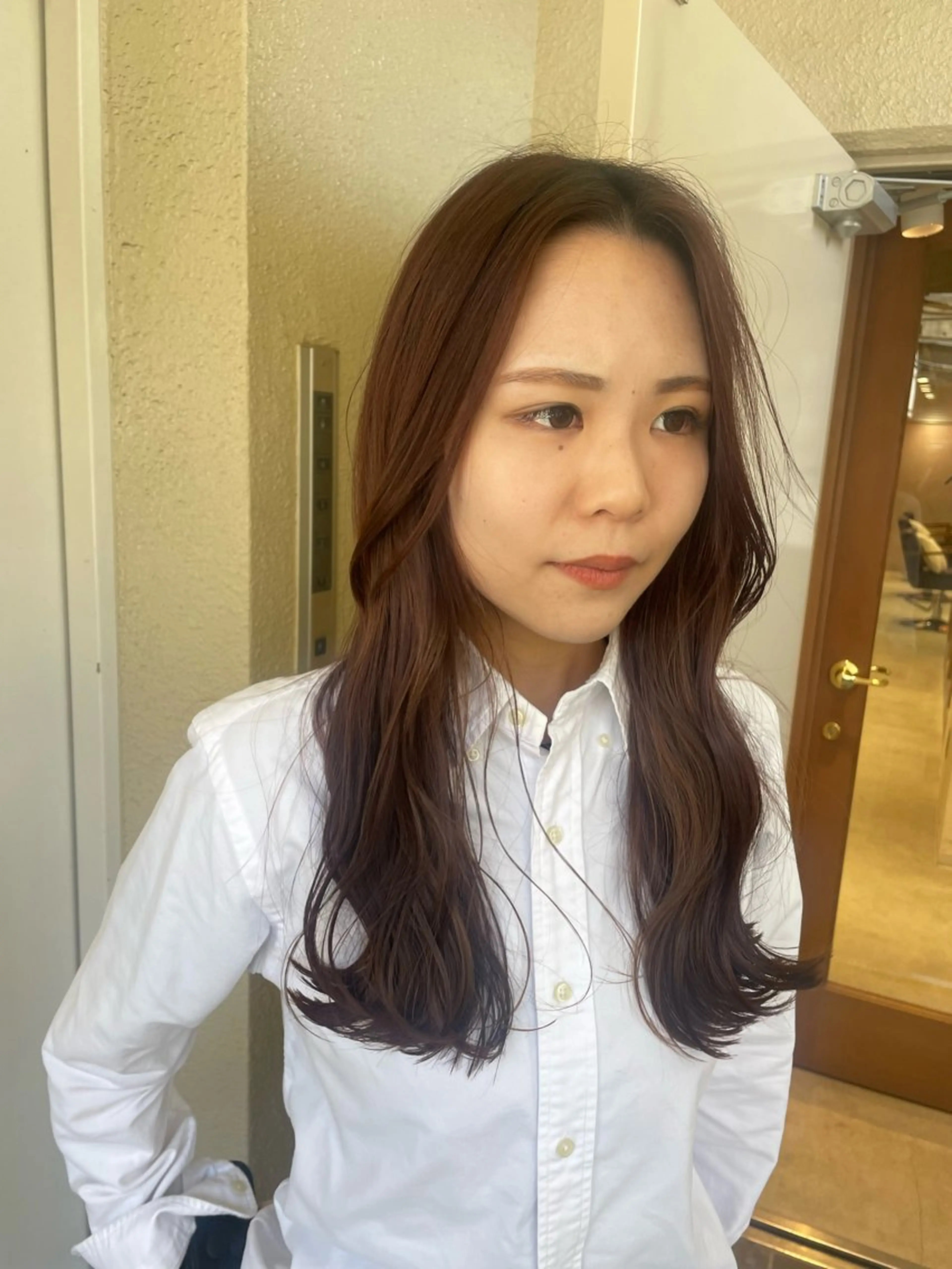 ロング カラー ヘアカラー トリートメント mei｜顔まわり ×透明感カラーのヘアスタイル