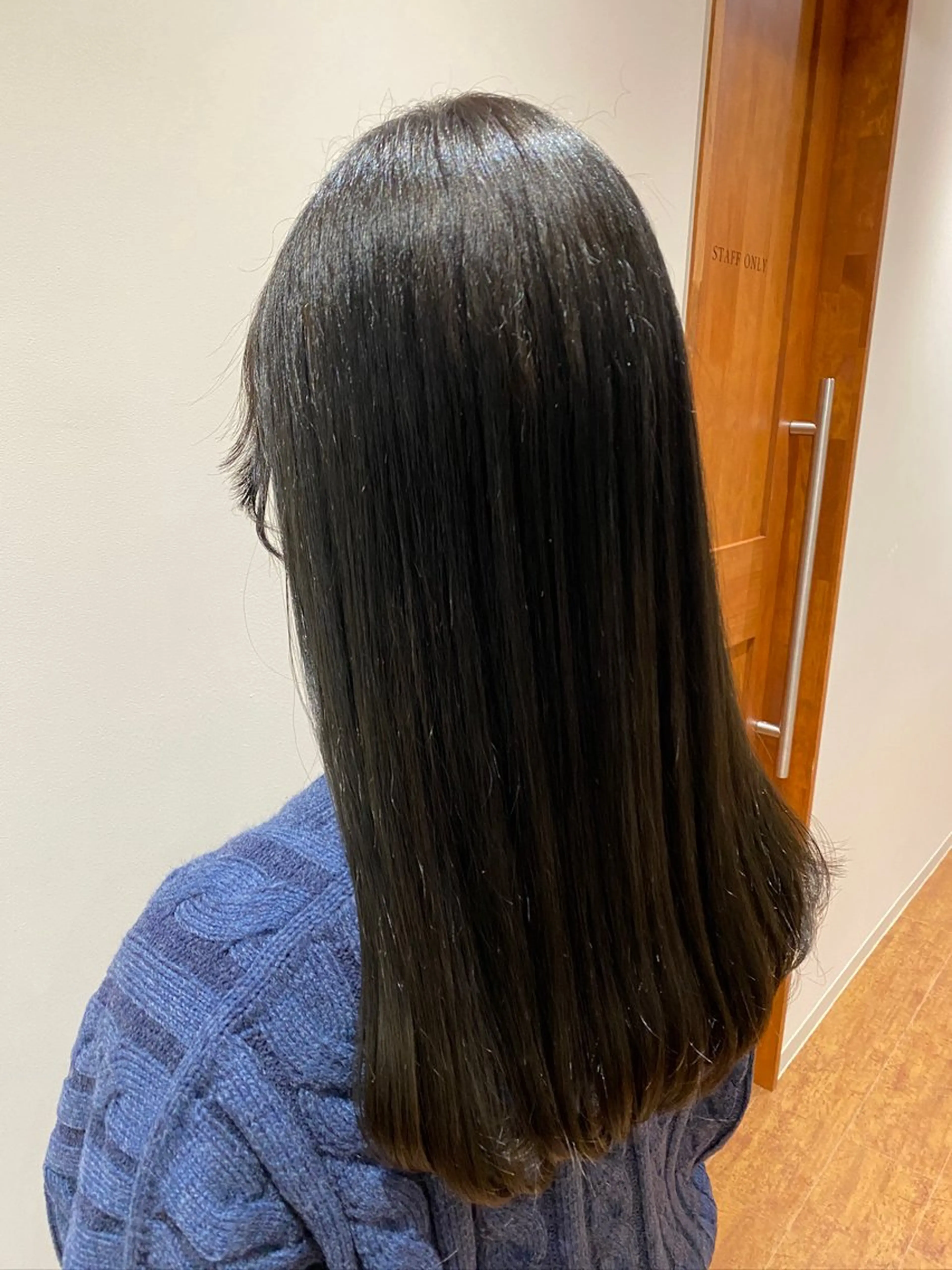 セミロング 韓国ヘア🇰🇷竹本 優希のヘアスタイル