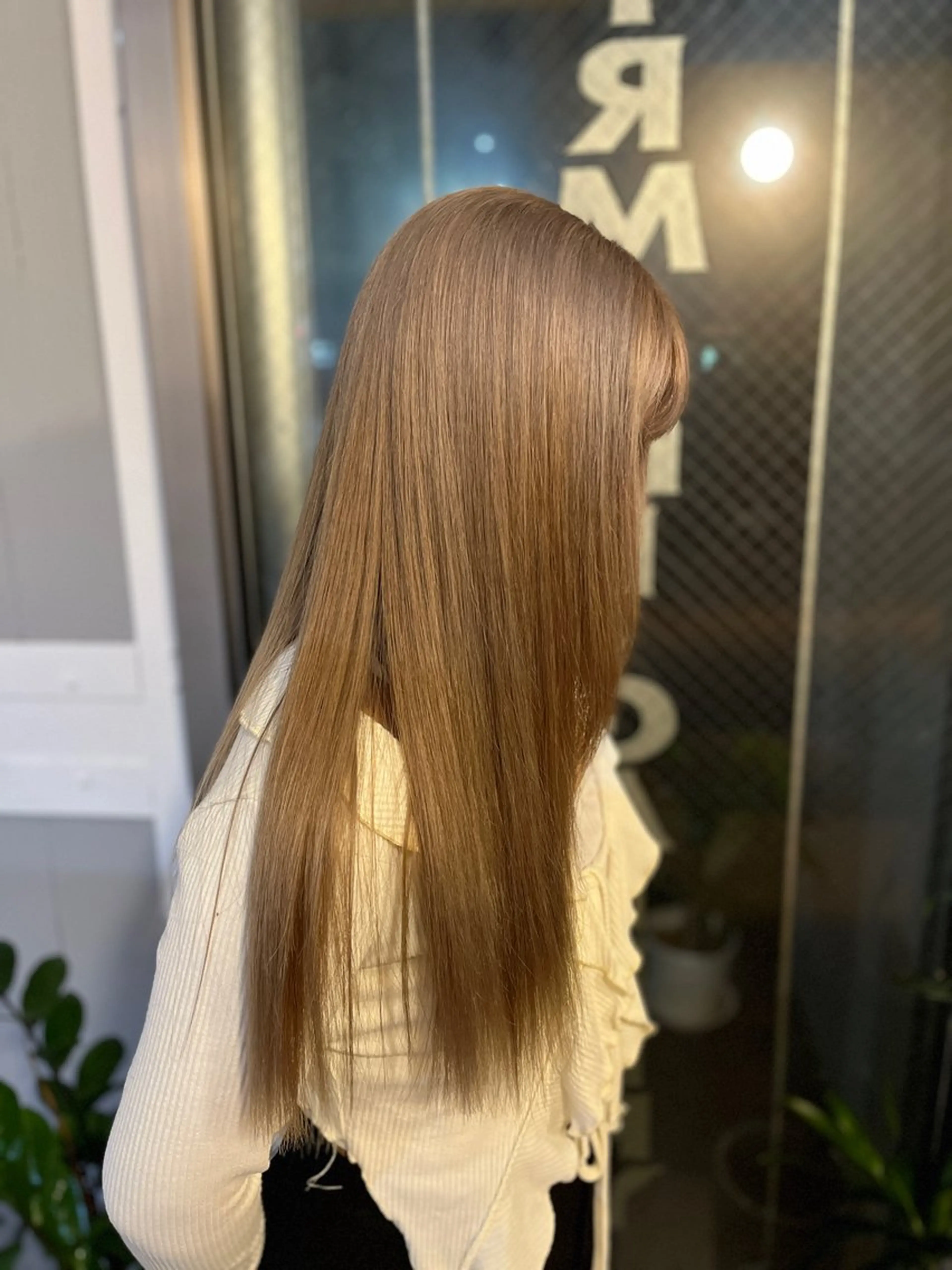 ロング miloc naha ナナカのヘアスタイル