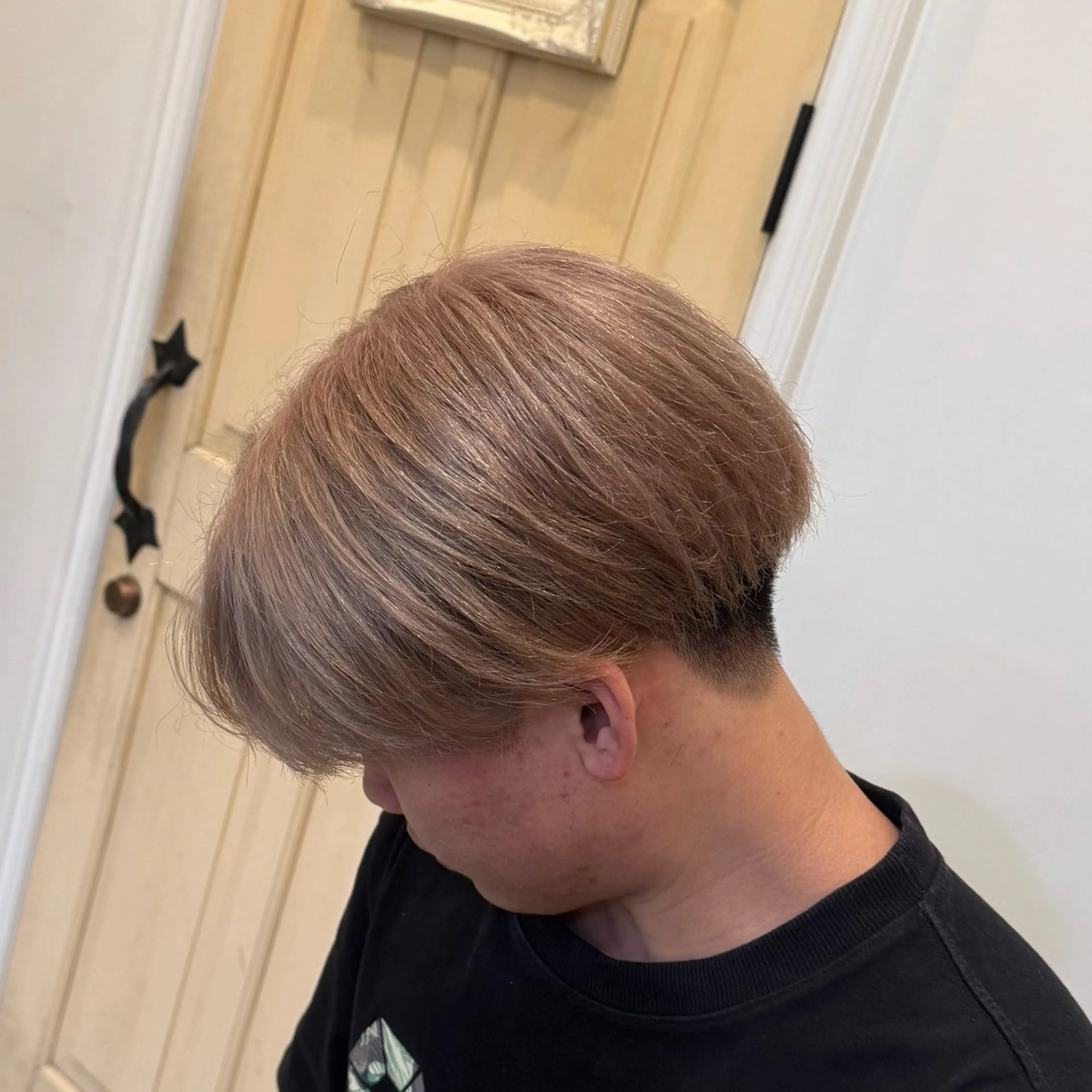 【新規・メンズ限定】カット＋ ダブルカラー （ ブリーチ ＋ オンカラー ）の写真