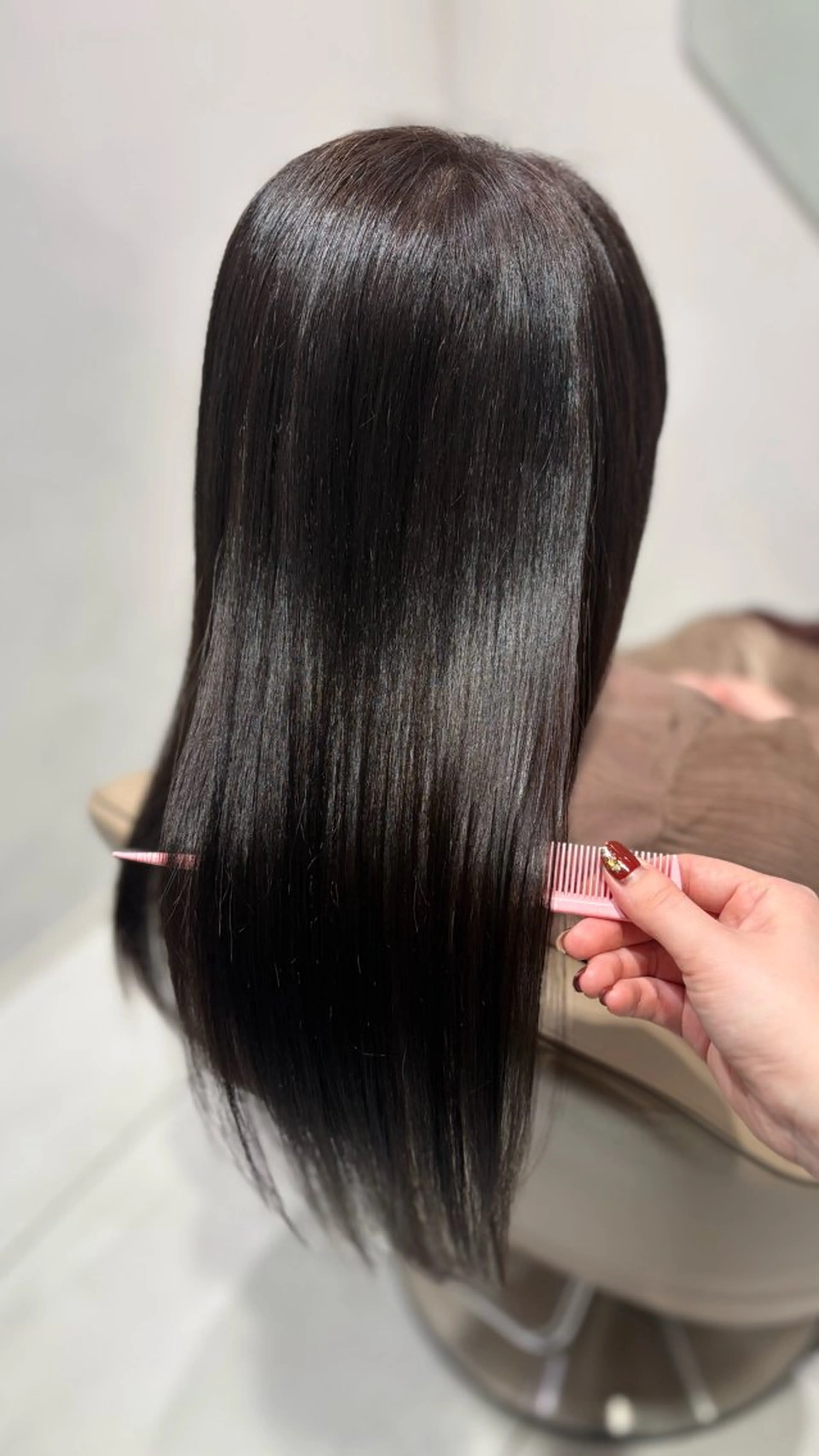 ロング アッシュ ココロ cocoroのヘアスタイル