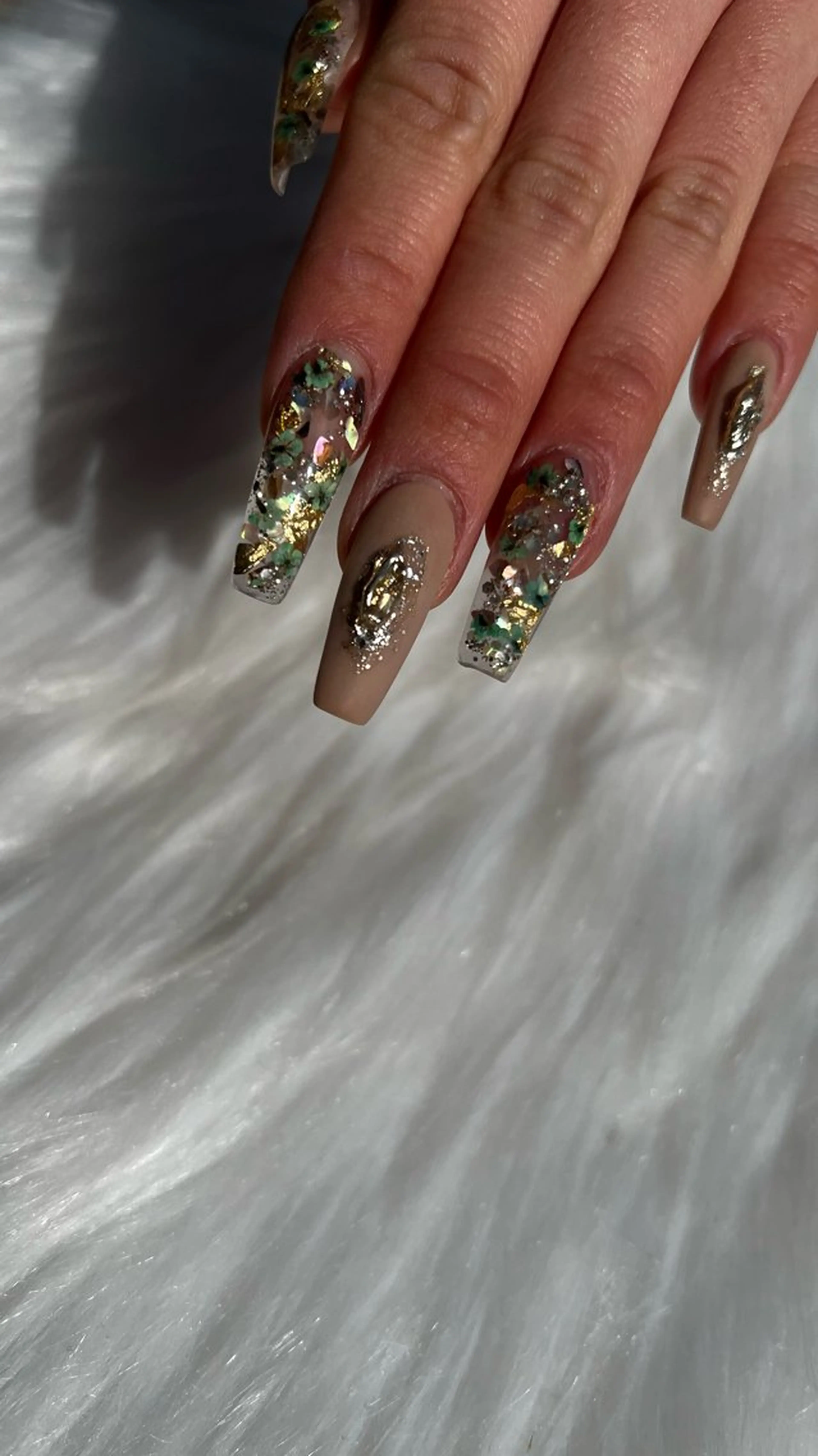 ネイル アートネイル スカルプネイル 𝐧𝐚𝐢𝐥 𝐌𝐢𝐖𝐢𝐢のネイルデザイン