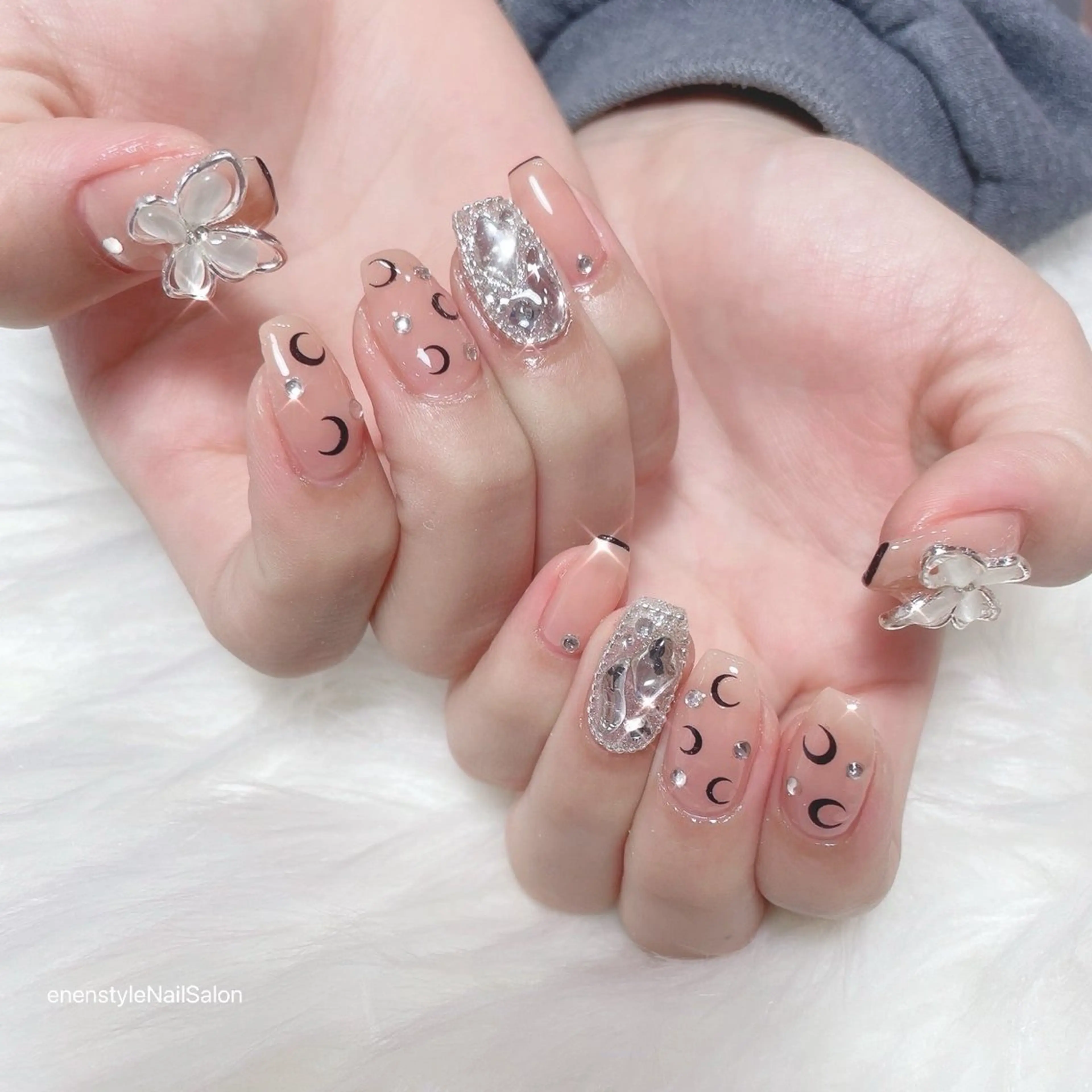 ネイル ハンドネイル 🐾enen style 🐾のネイルデザイン
