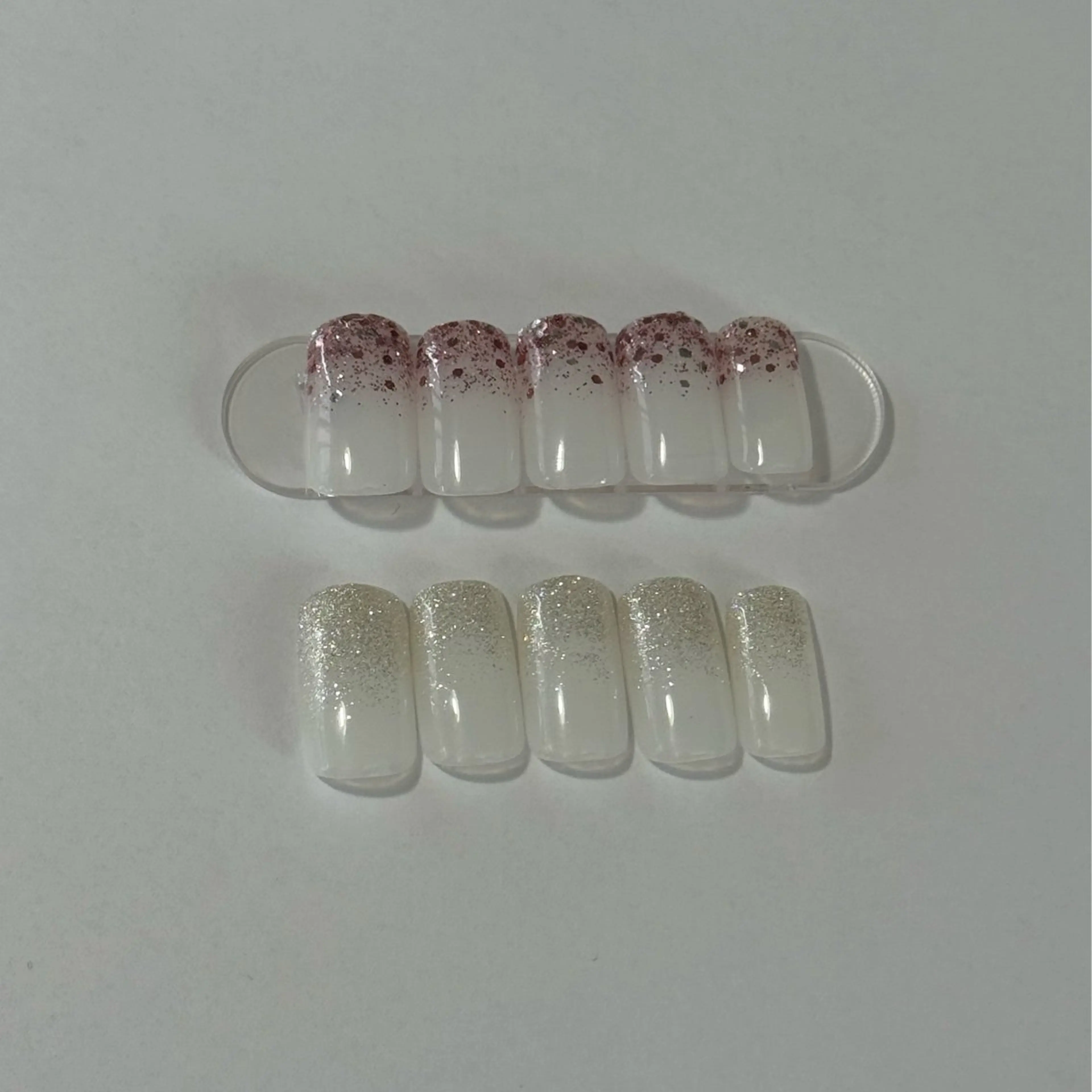 ネイル グラデーション ラメ(グリッター) ラメグラデーション na♡ nailのネイルデザイン