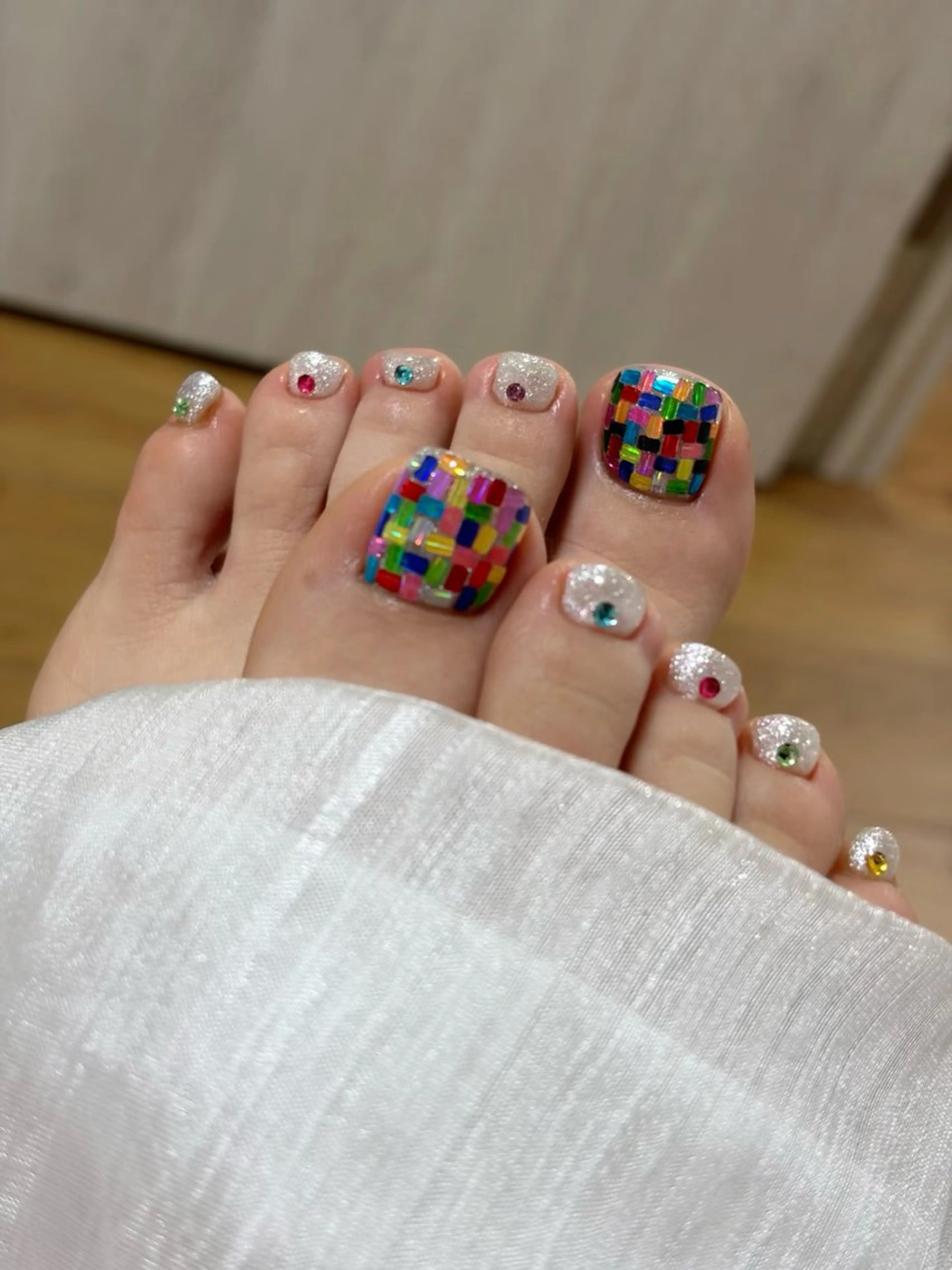 ネイル フットネイル BETTER ME ネイルサロン池田公園のネイルデザイン