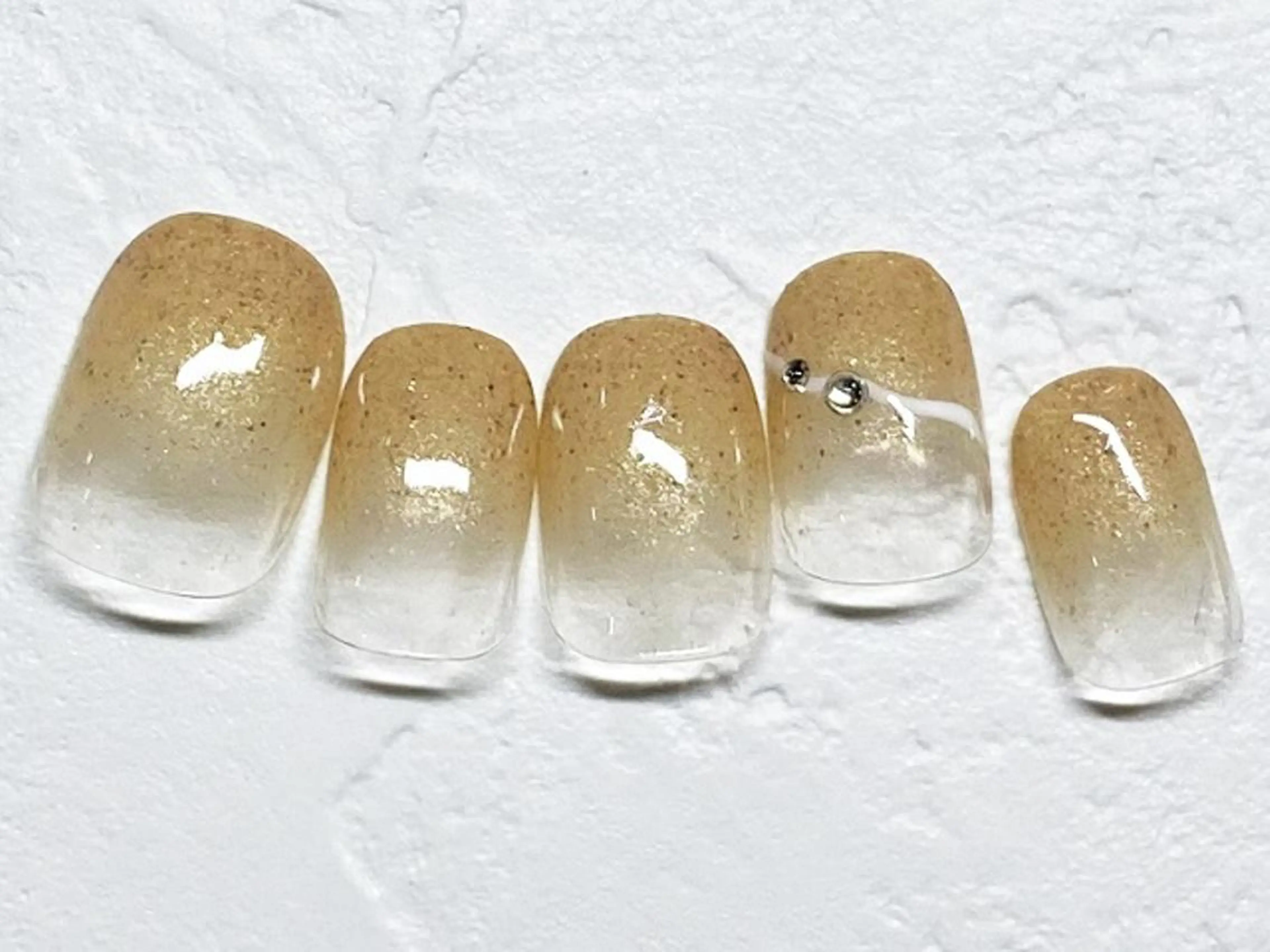 ネイル ハンドネイル Aika. Fのネイルデザイン