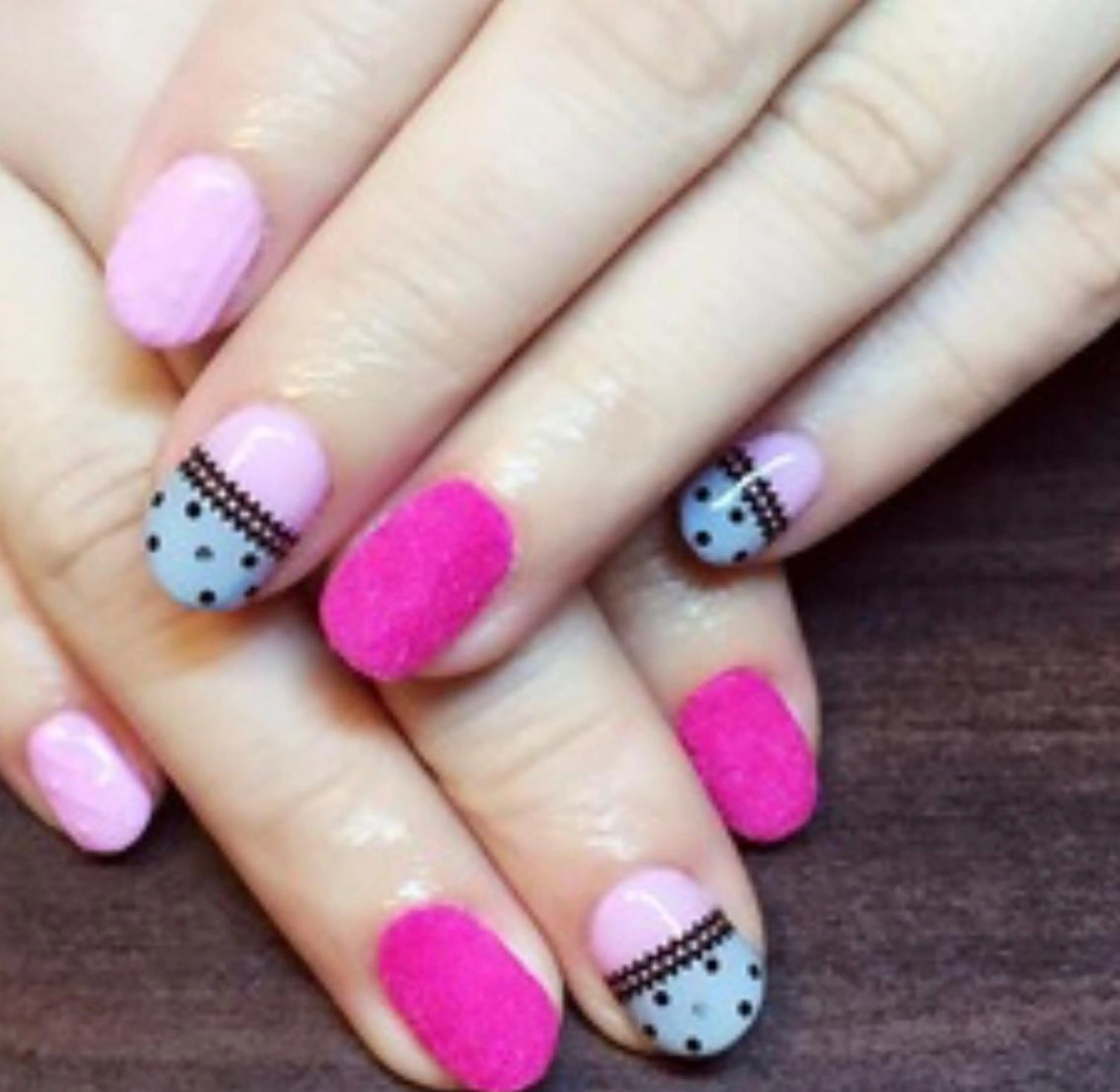 ネイル アートネイル 安藤 Charlotteのネイルデザイン