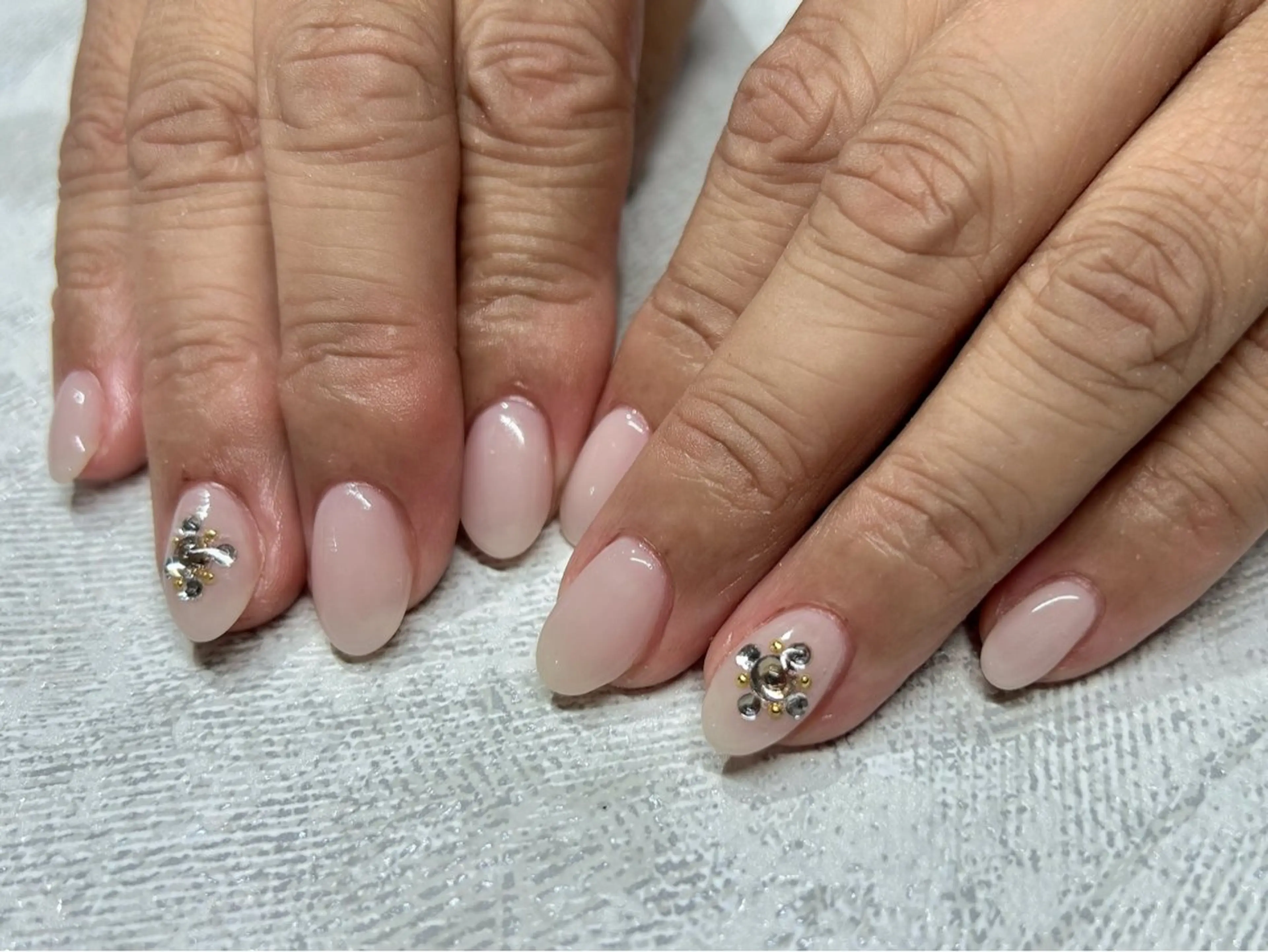 ネイル ワンカラーネイル ハンドネイル MeChouette ネイルのネイルデザイン